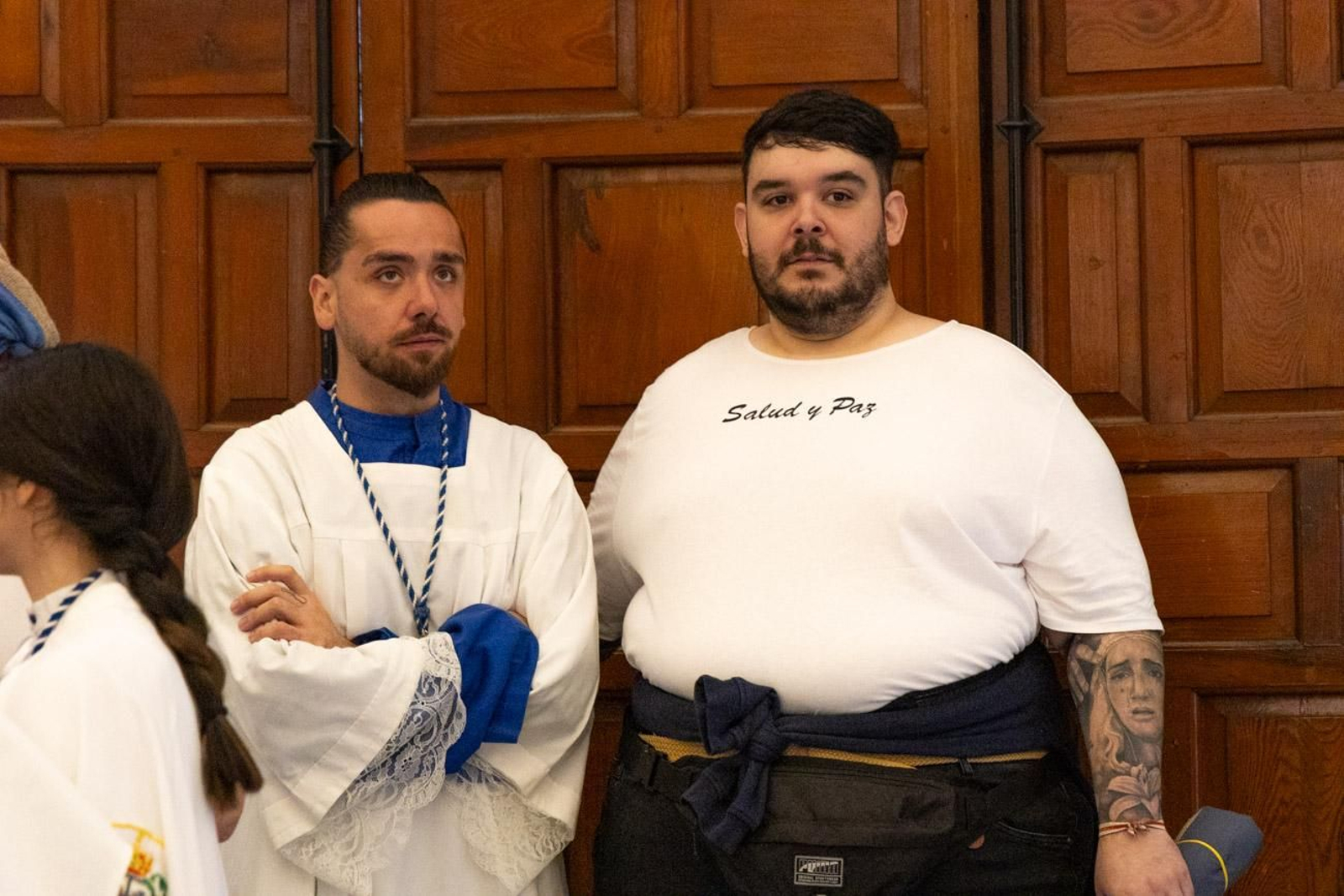Los jiennenses se echan a la calle para presenciar la primera de las procesiones de la jornada: la Borriquilla (I)