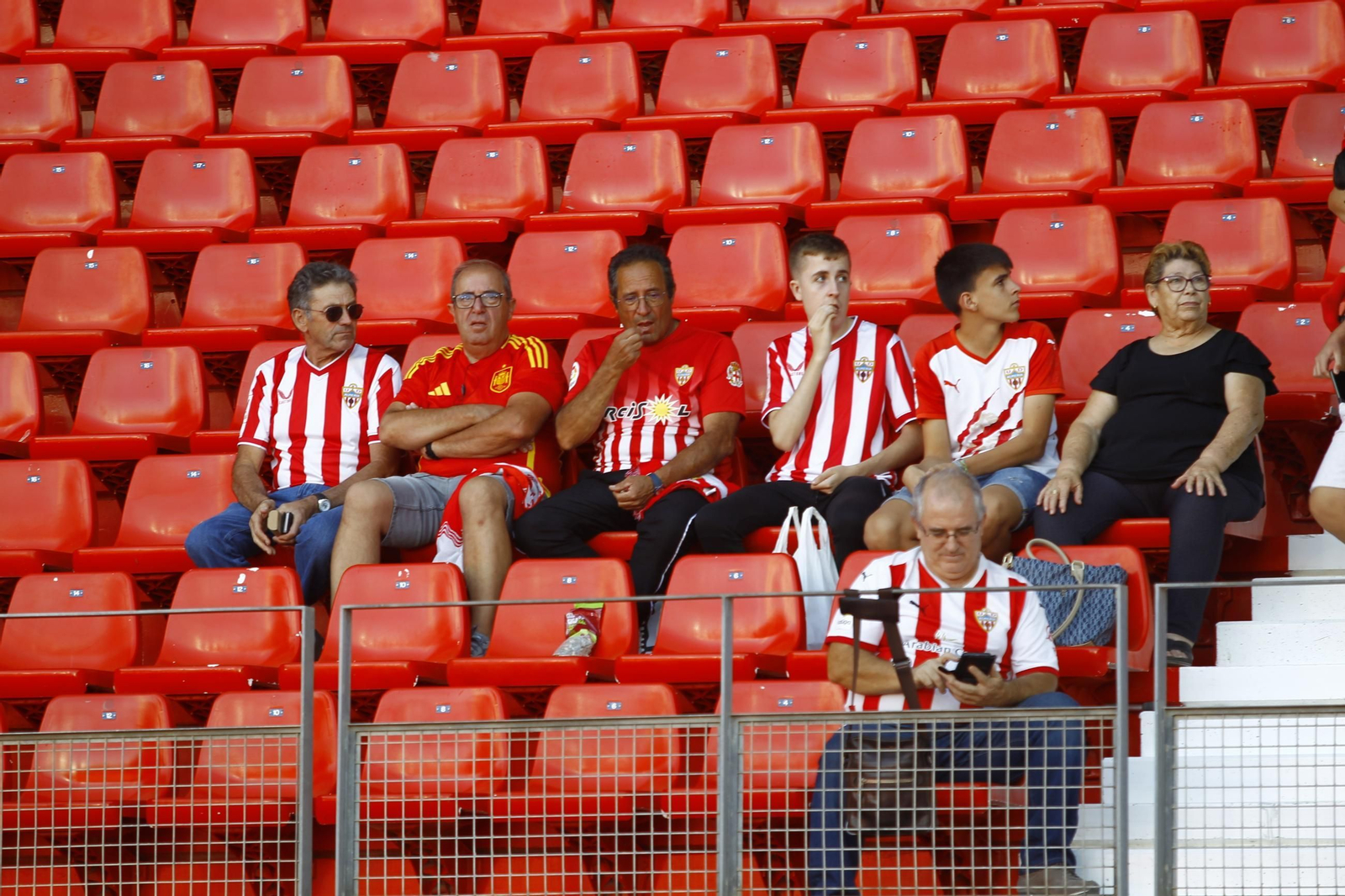 Búscate en el partido U.D. Almería-Real Burgos