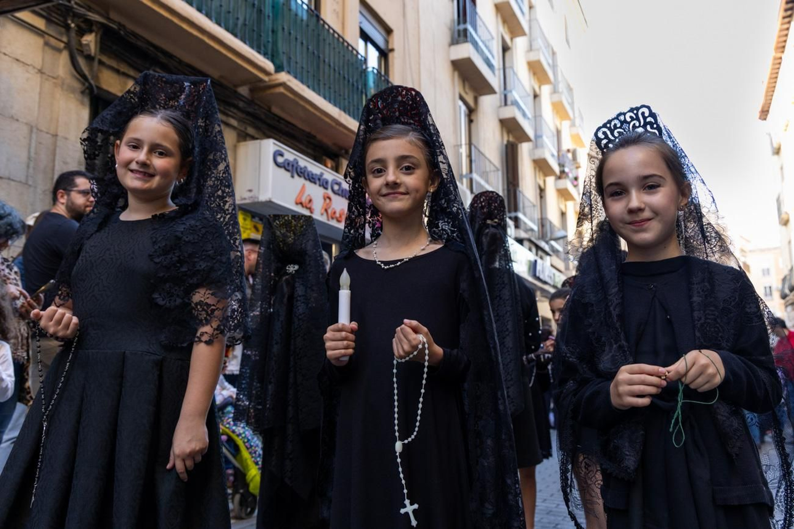Procesiones infantiles y cruces del 2 de mayo