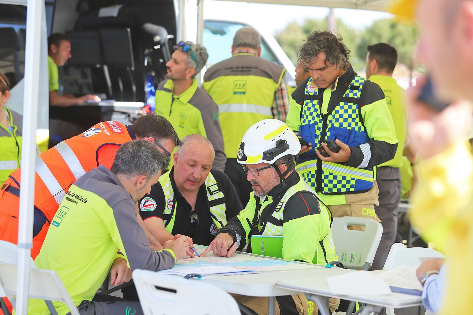 Imágenes del simulacro de incendio forestal que la Junta organiza en Aljaraque