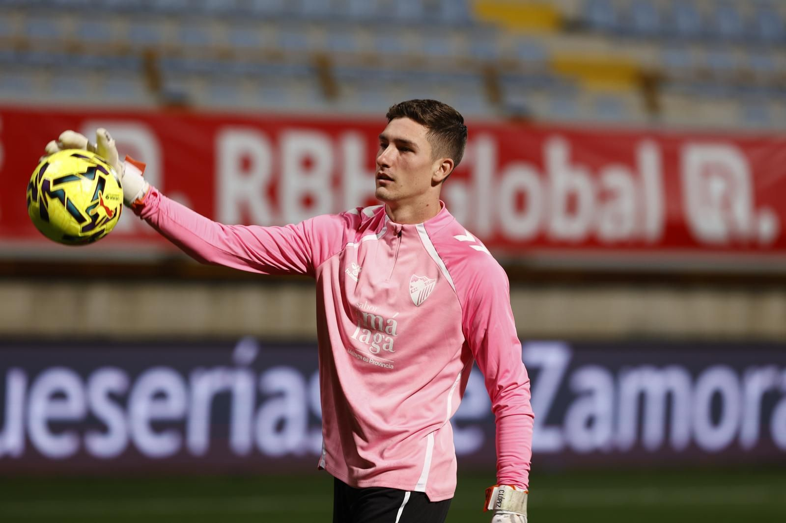 Cultural Leonesa-Málaga CF: Las fotos del partido