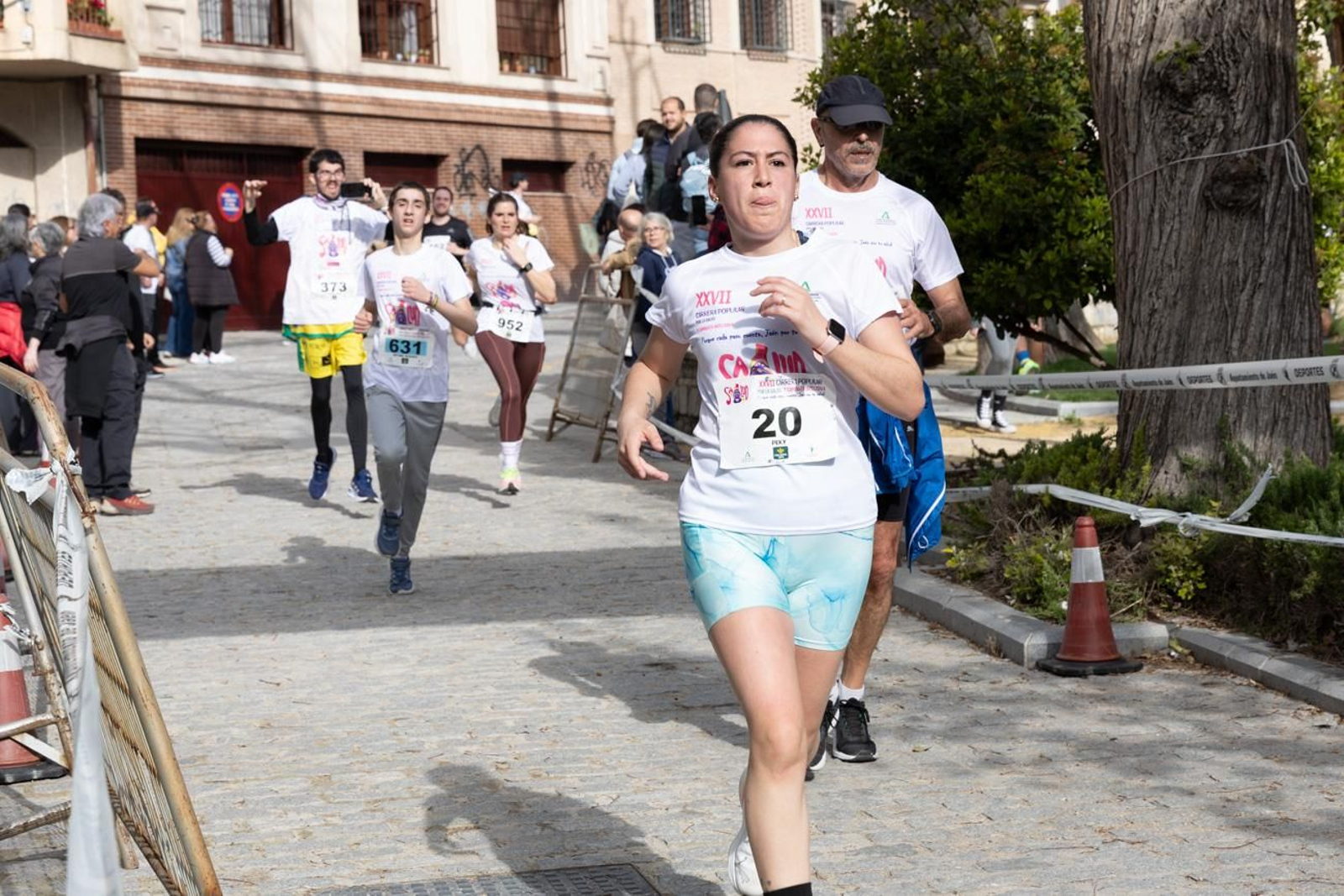 Más de 2.100 participantes corren  para promover la salud en Jaén, en imágenes (2)