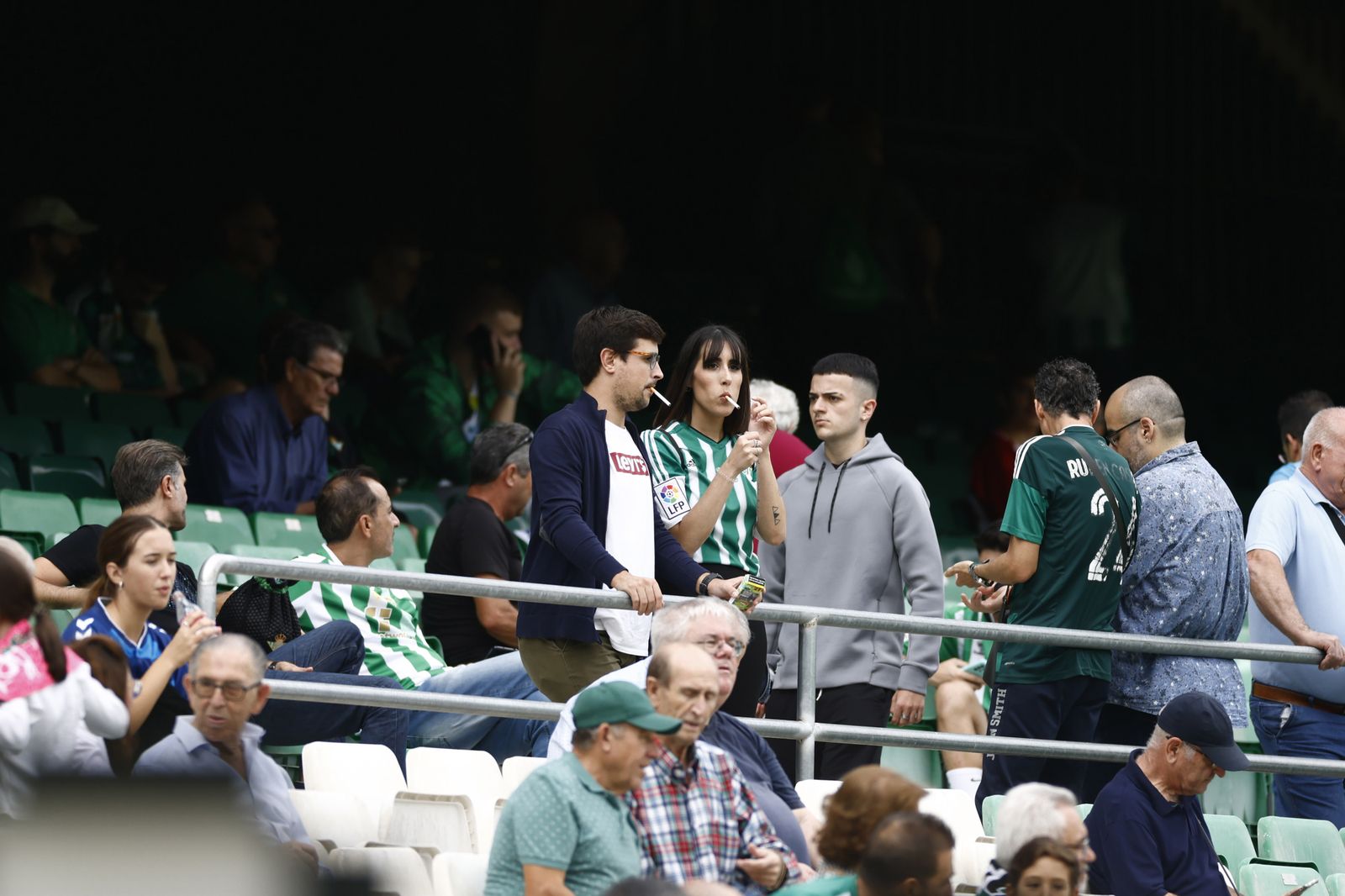 Búscate en las fotos del Betis-Atlético de Madrid