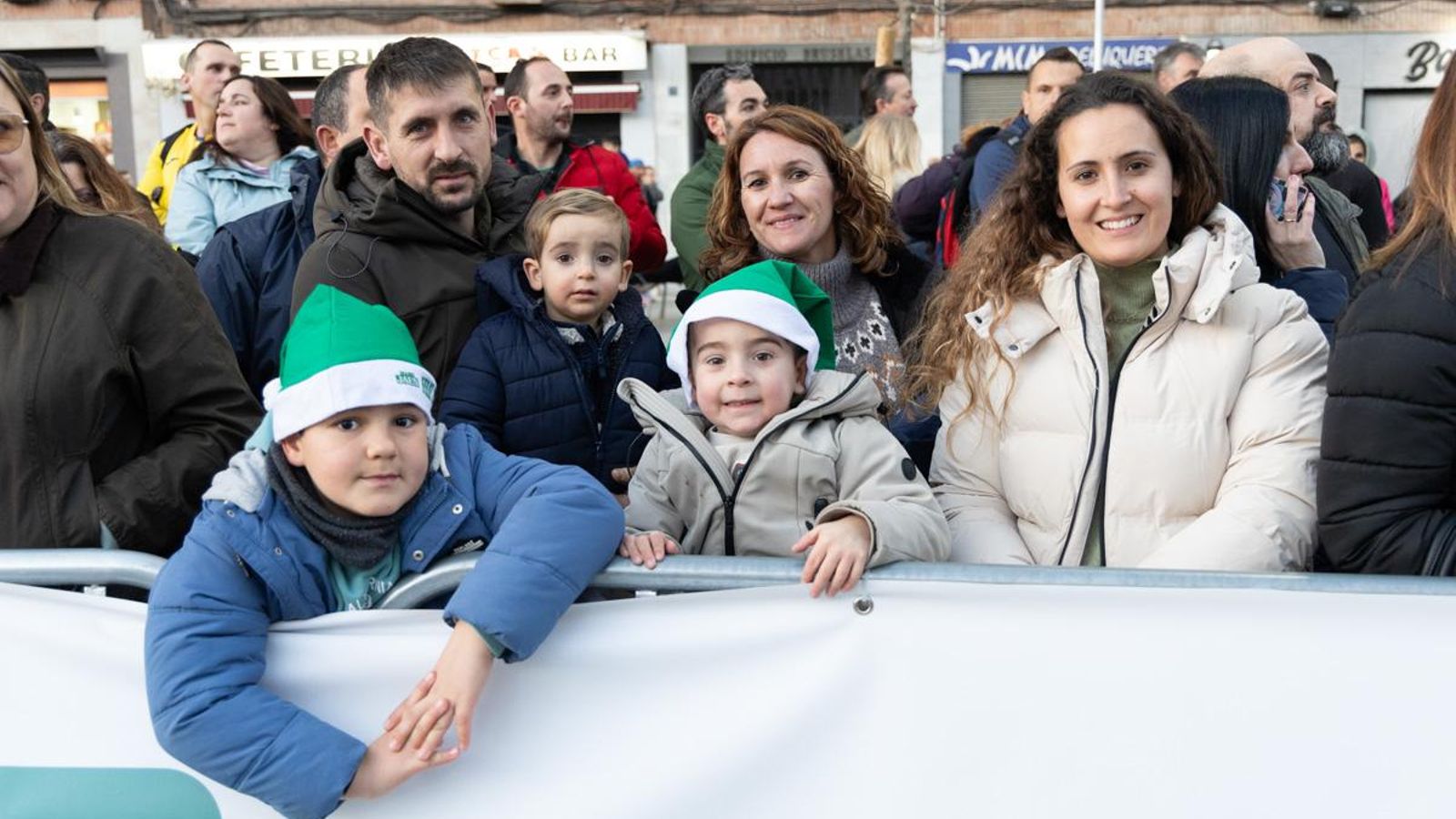 En imágenes: Las promesas del atletismo brillan en la Carrera Infantil de San Antón 2025