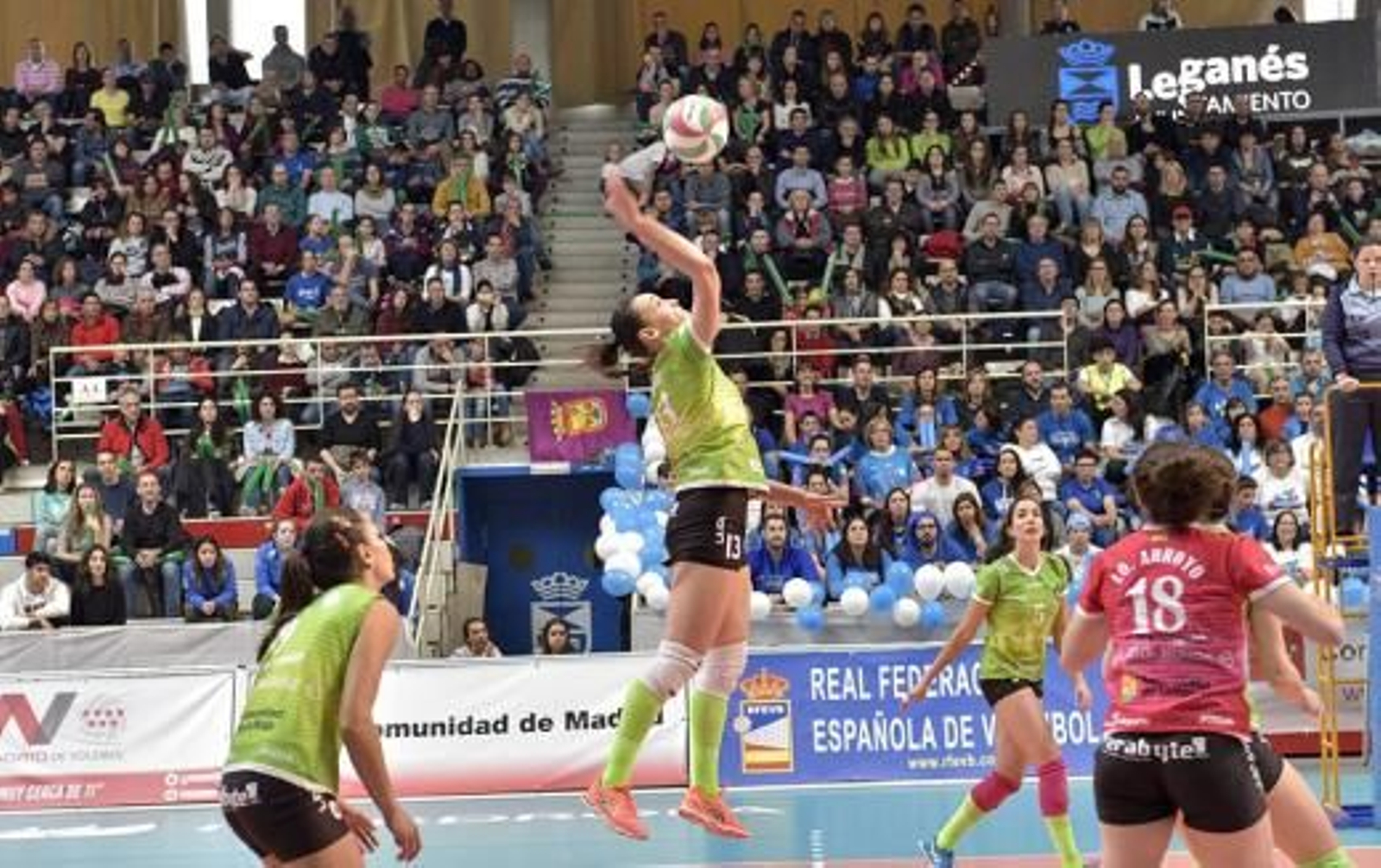 Helia González en pleno partido.