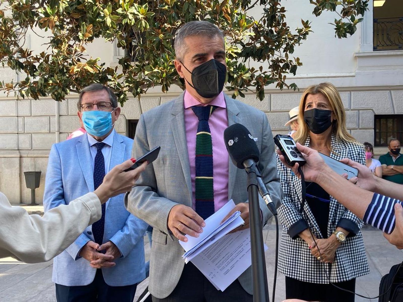 César Díaz, durante su intervención ante la prensa