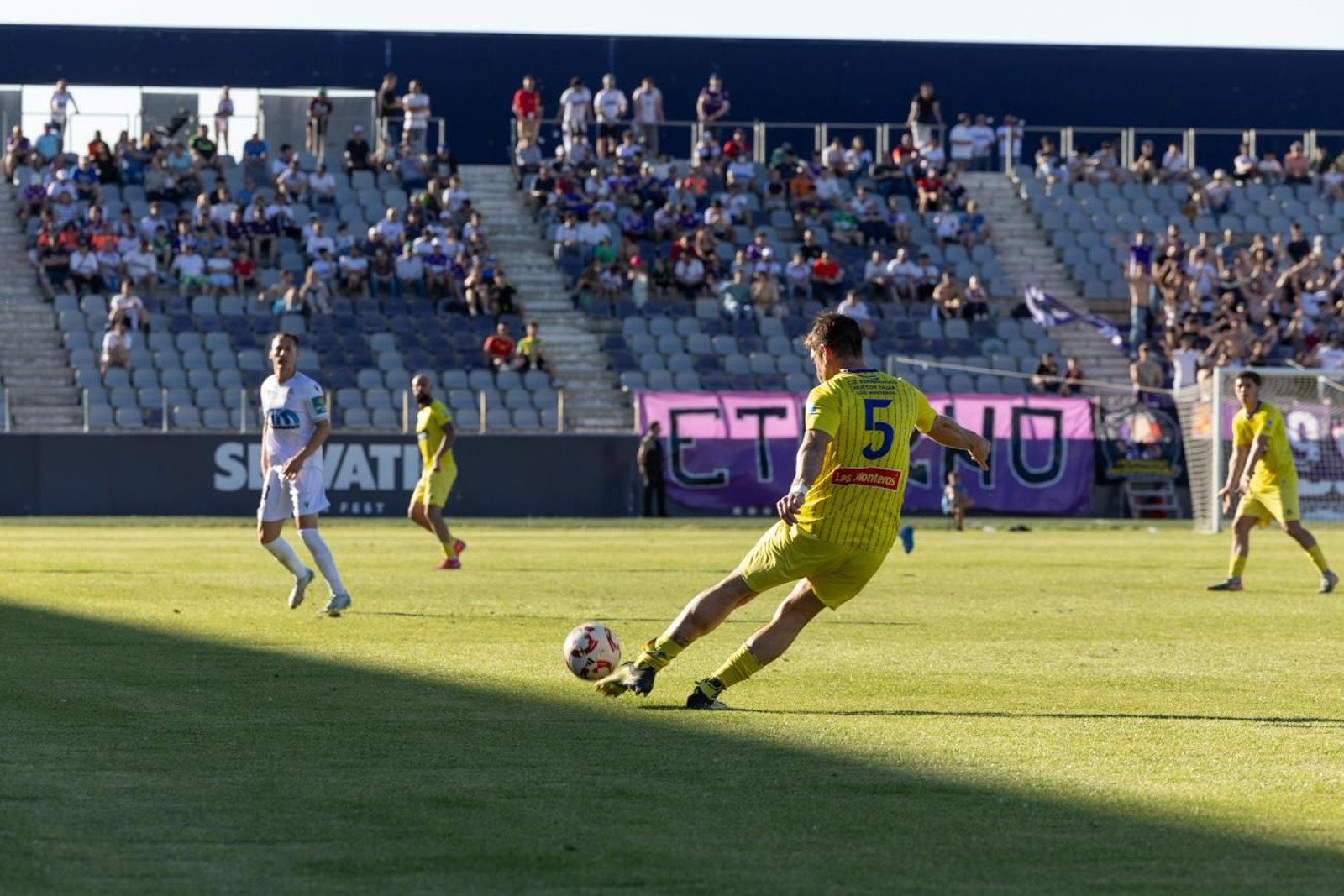 Las mejores imágenes del Real Jaén - CD Huétor Tájar Las mejores imágenes del Real Jaén - CD Huétor Tájar