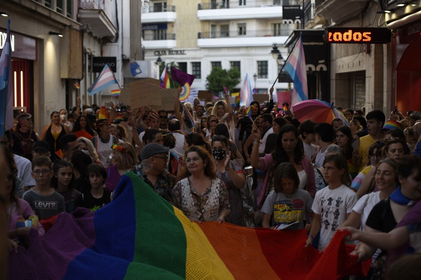 Manifestación del Orgullo LGTBIQ+ en Huelva.