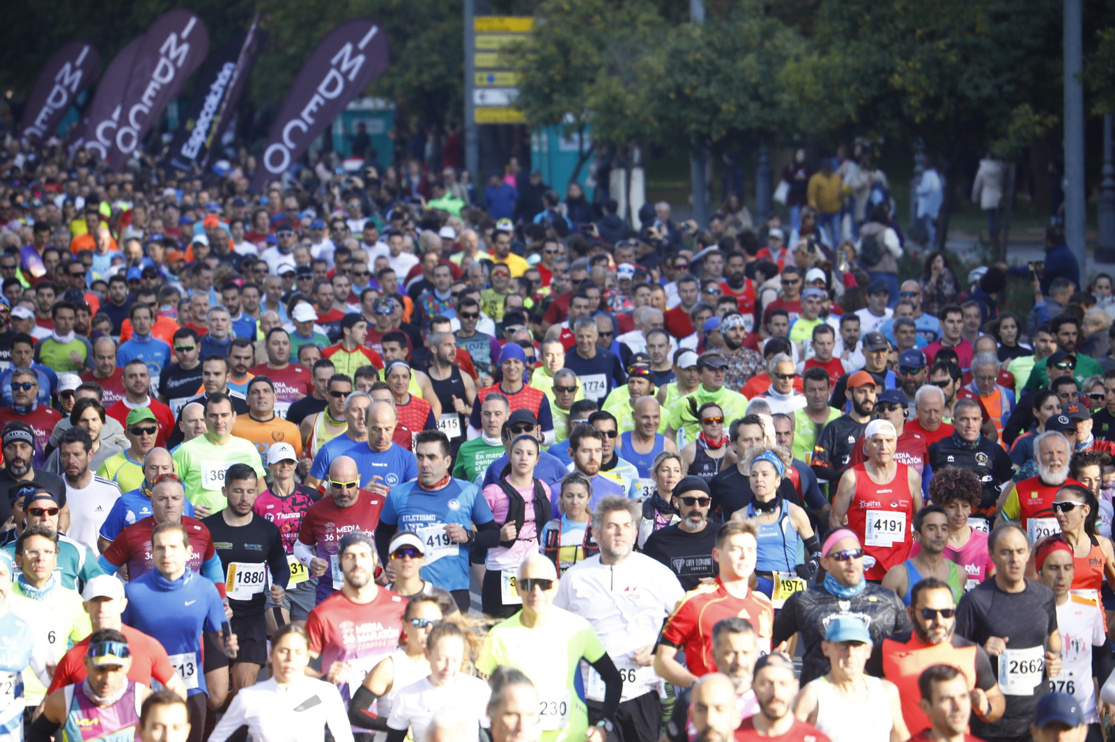 Las imágenes de la salida de la 36 Media Maratón de Córdoba