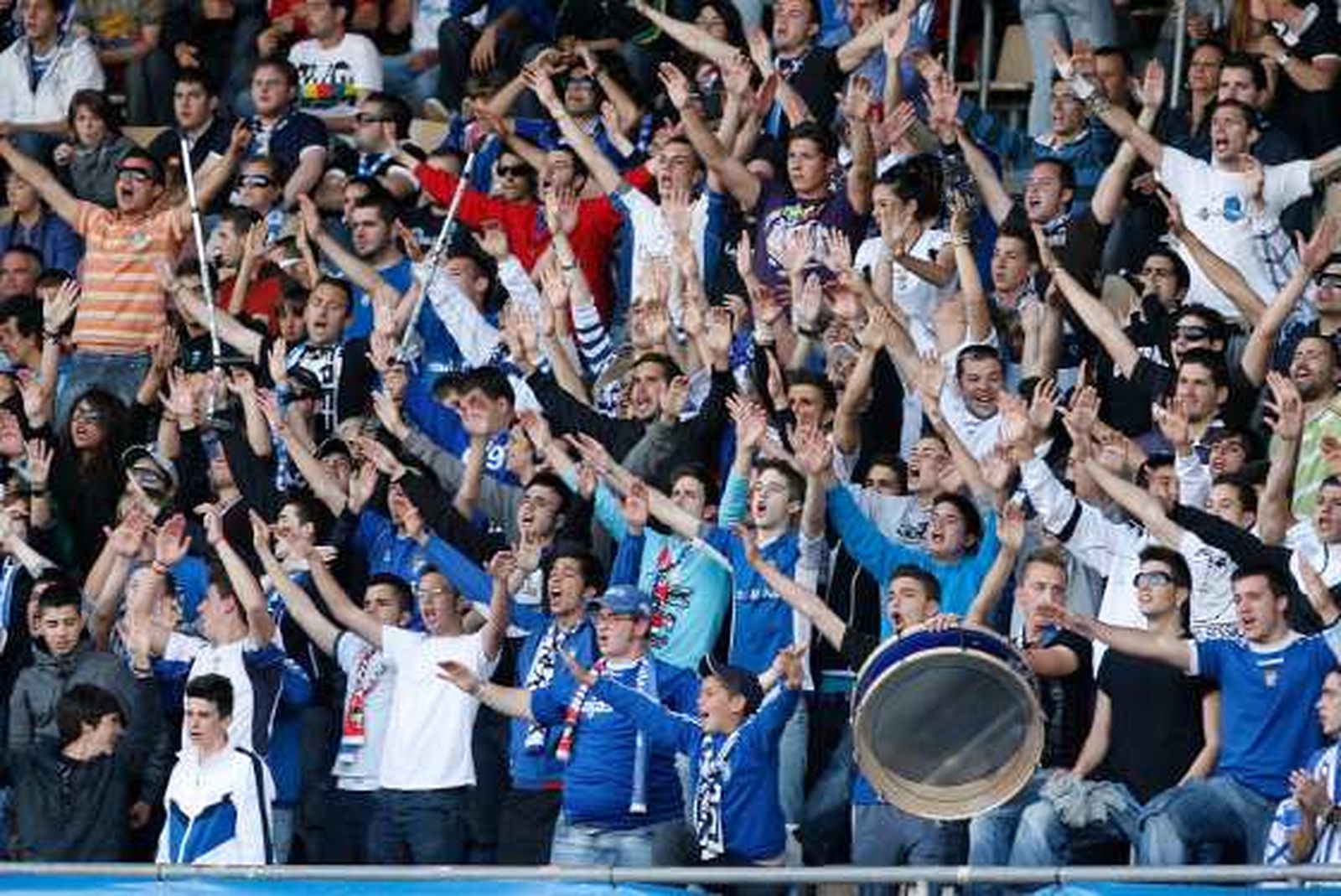 La afición respondió al llamamiento del club y Chapín registró una de las mejores entradas del año.

Foto: Pascual