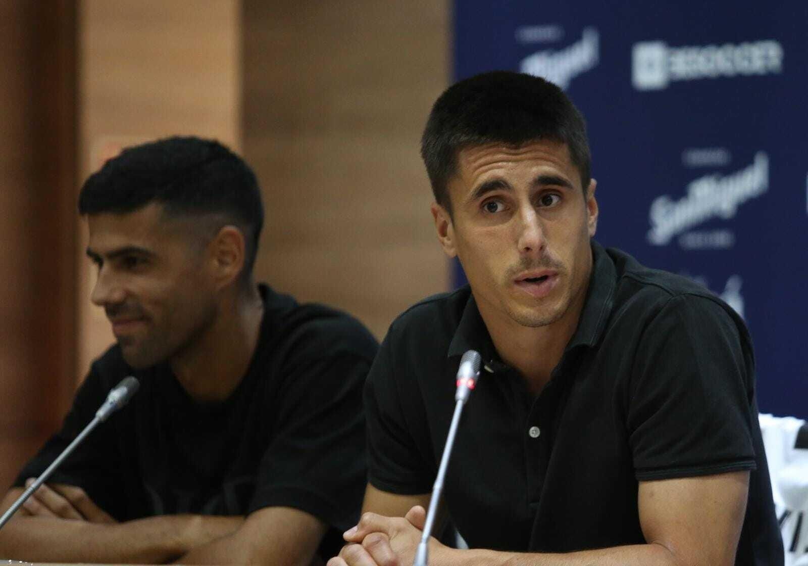 Fotos: El Málaga presenta cinco fichajes de una tacada