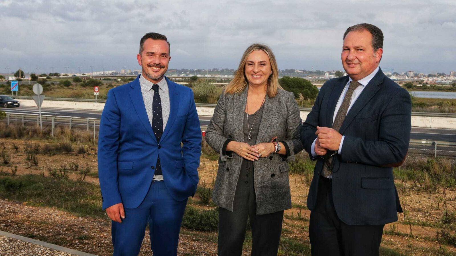 Un momento de la visita de la consejera de Fomento a Huelva.