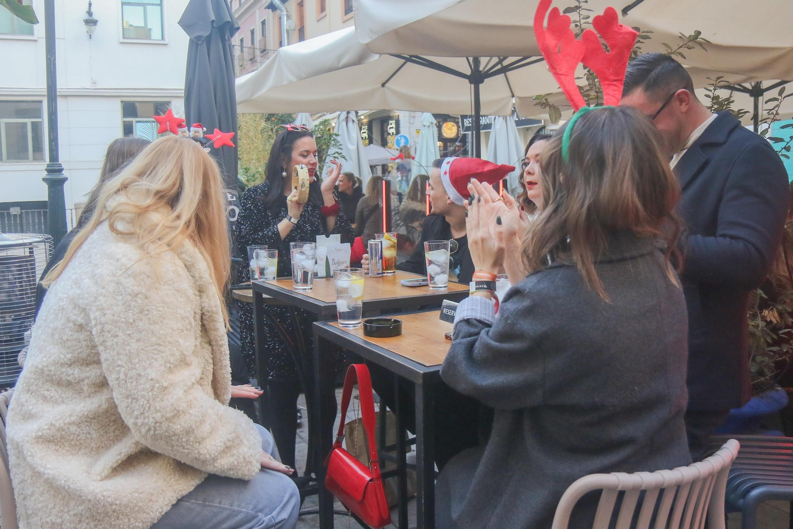 Así es el ambiente en Granada antes de Nochebuena
