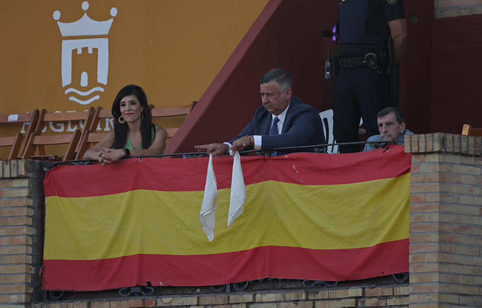 Fotos de la novillada sin picadores del miércoles de la Feria Real de Algeciras 2025