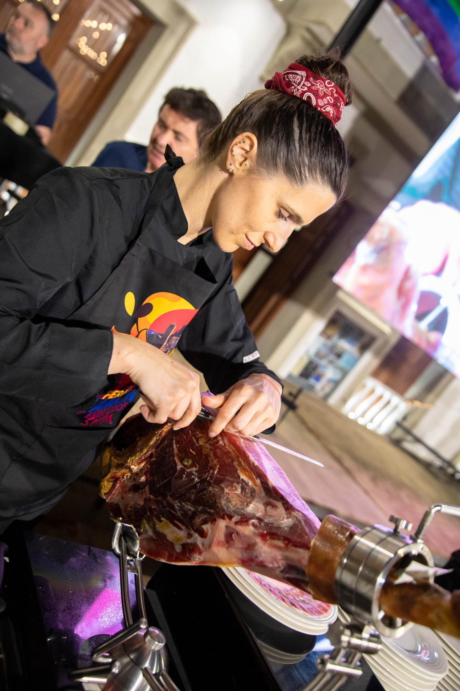 Concurso de cortadores de jamón en Serón, en imágenes