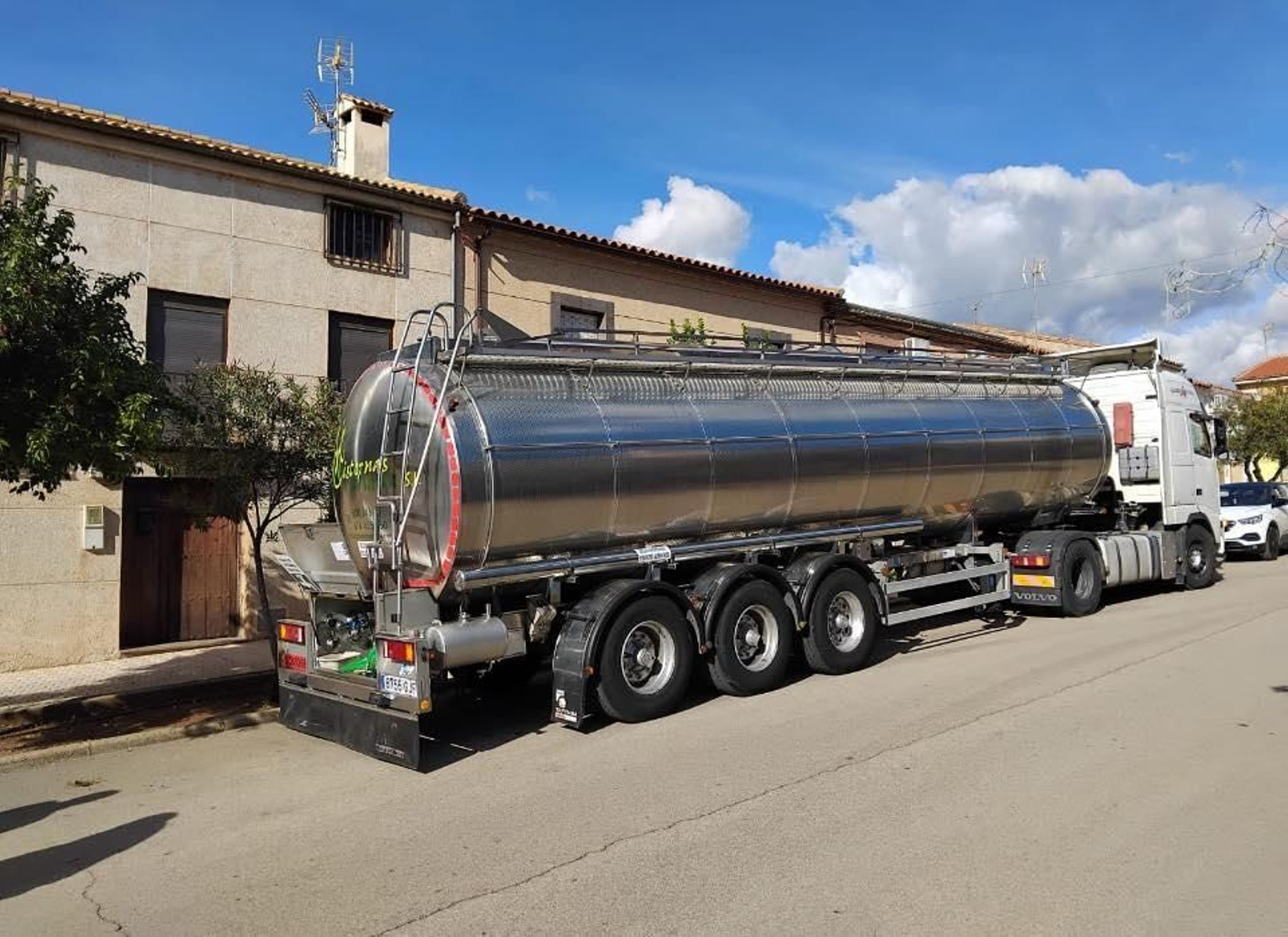 Fallo en el suministro: cisterna sin agua potable en El Porrosillo