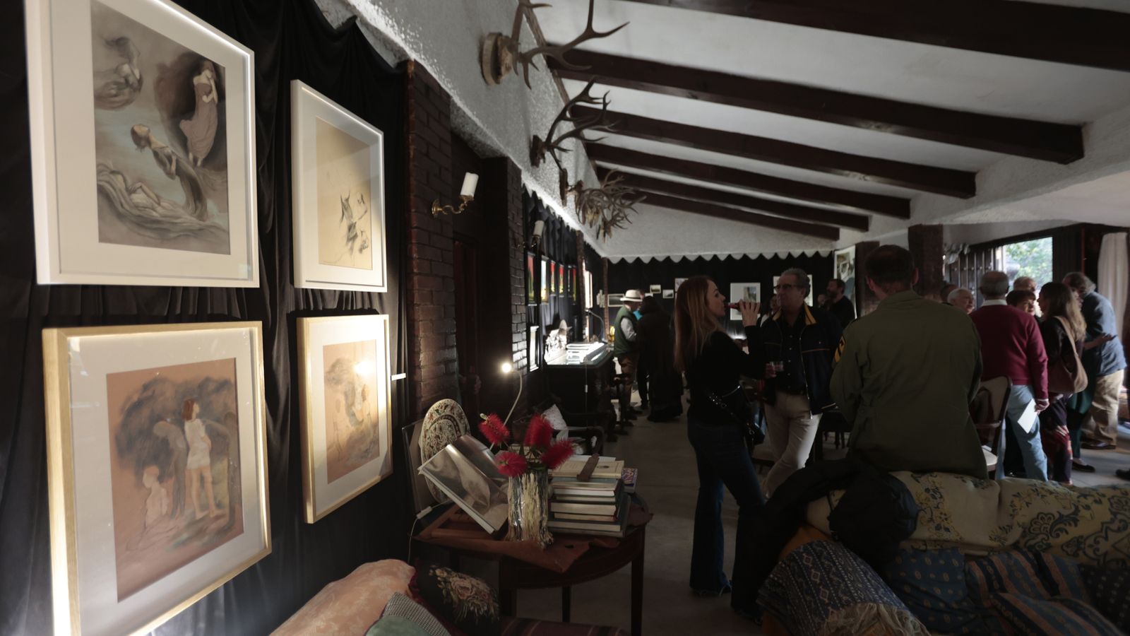 Las fotos de la exposición colectiva de pintura en la finca "El Coleta"