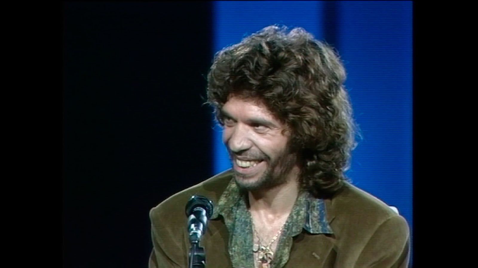 Camarón, en una imagen de archivo recogida en el documental.