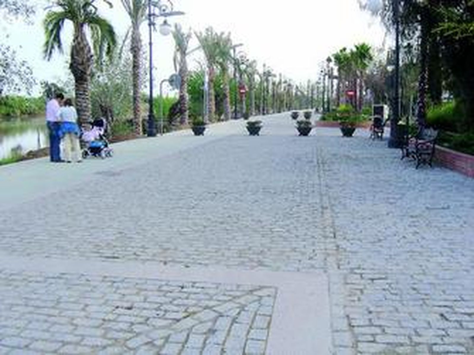 Una imagen del paseo fluvial de San Juan, por la que está previsto que pase la plataforma.