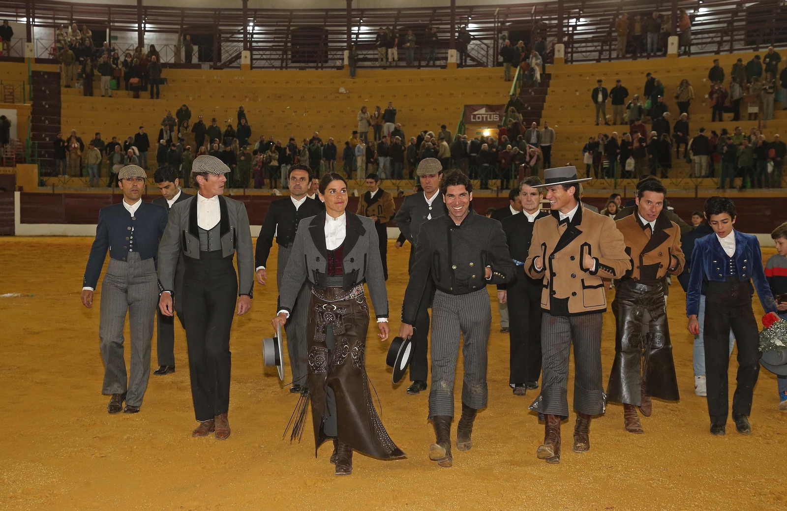 Fotos del festival taurino benéfico en La Línea