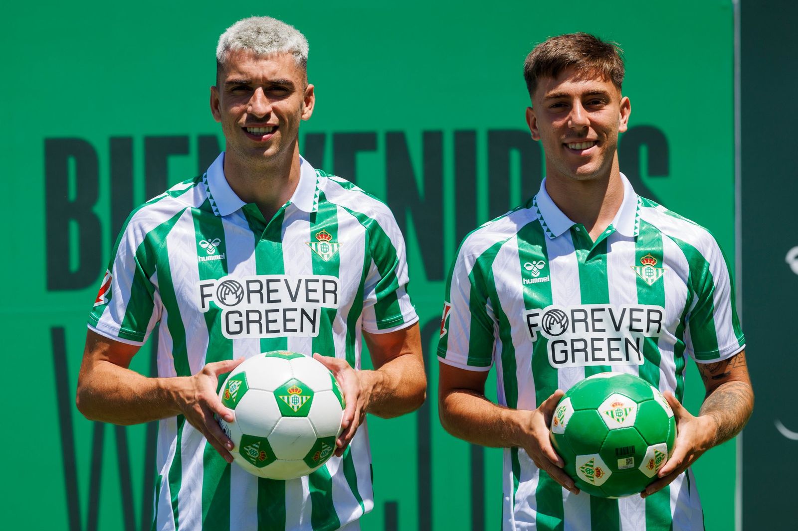 Marc Roca e Iker Losada, presentados con el Betis