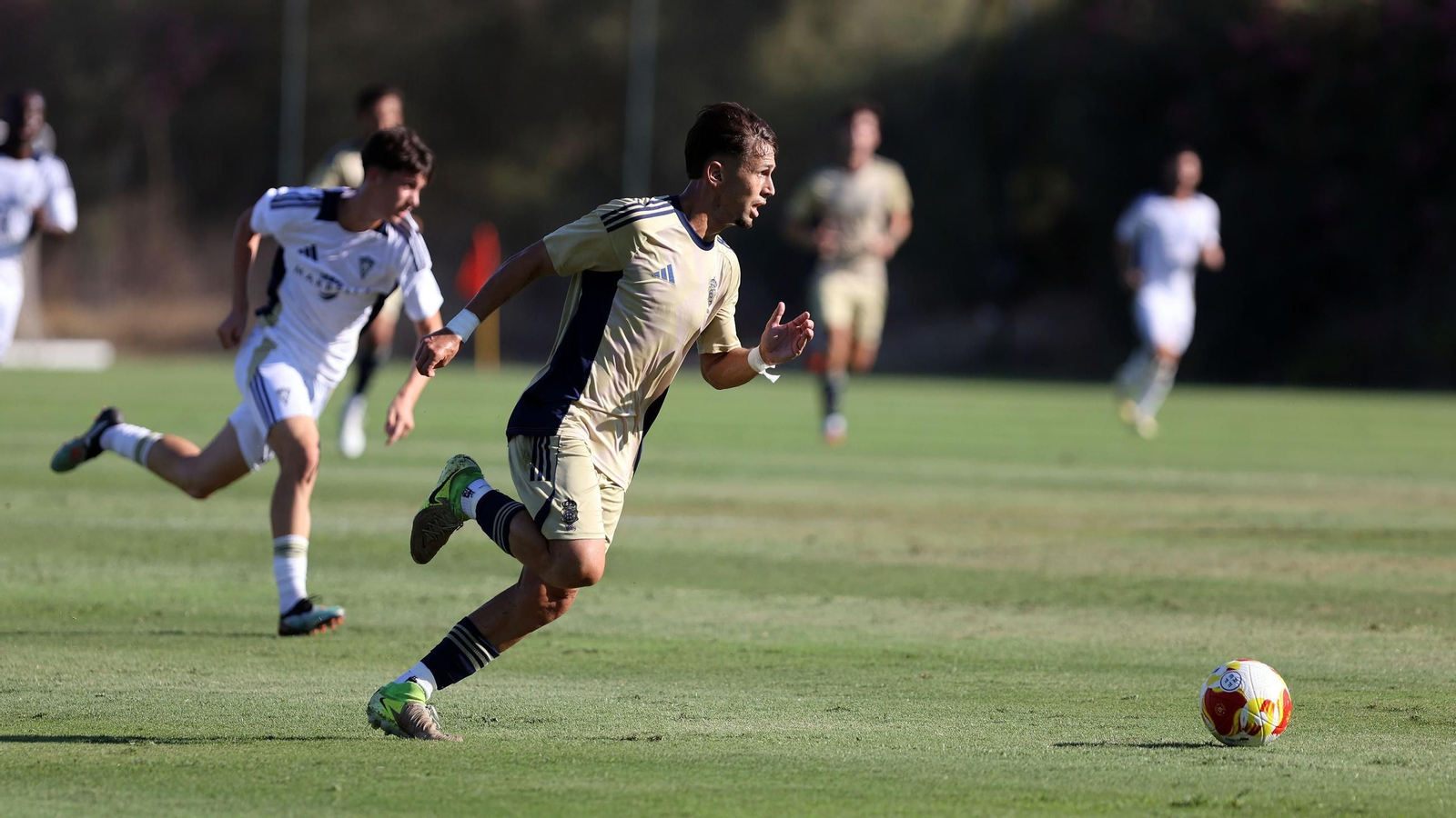 Las imágenes del Recre-Marbella en Montecastillo