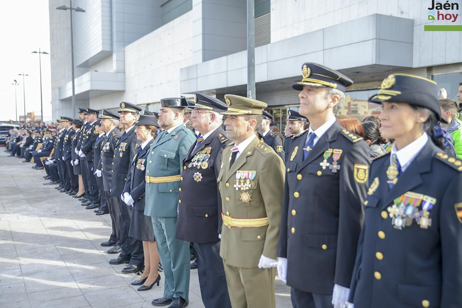 Celebración del bicentenario de la Policía Nacional en Jaén.
