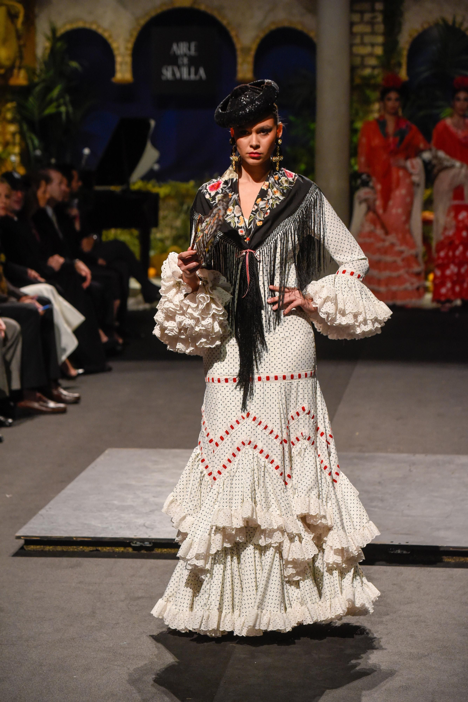 El desfile de Rocío Peralta por su 15 aniversario, todas las fotos