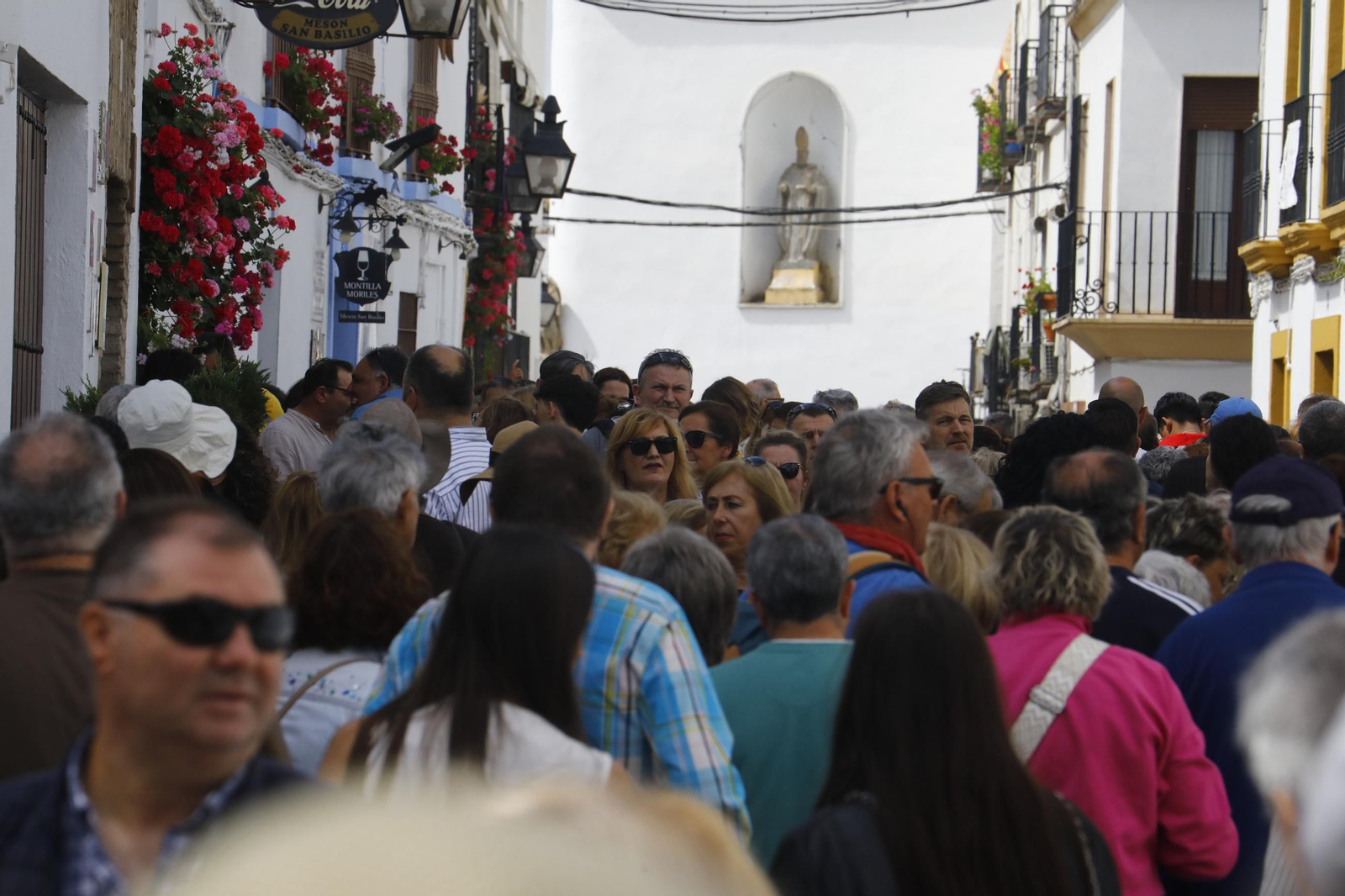 Colas e ilusión en el primer sábado de los Patios de Córdoba, en imágenes