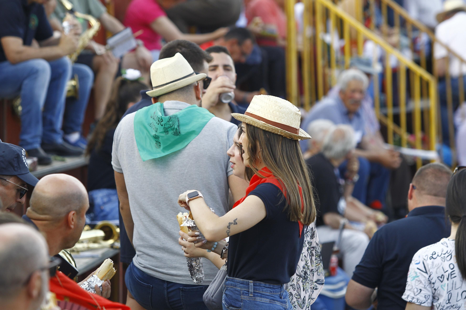 Imágenes de la corrida de toros en las Fiestas de Abrucena.