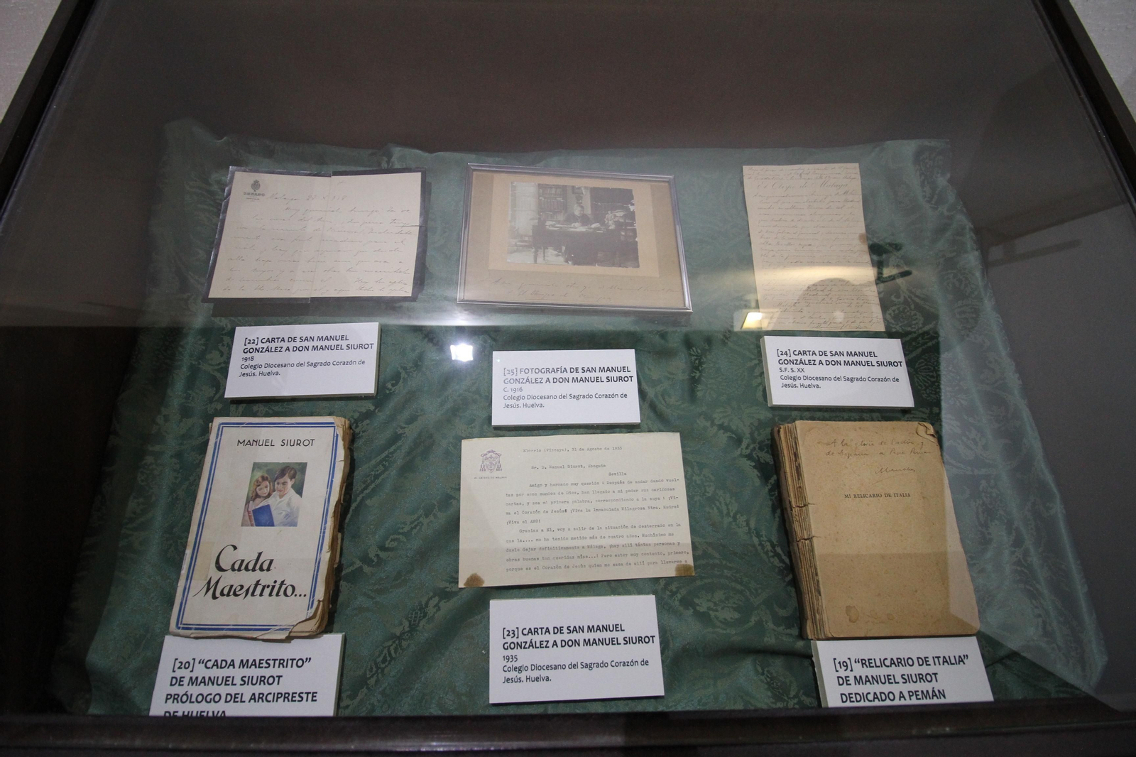 La inauguración de la exposición 'Arcipreste de Huelva, San Manuel González', en imágenes