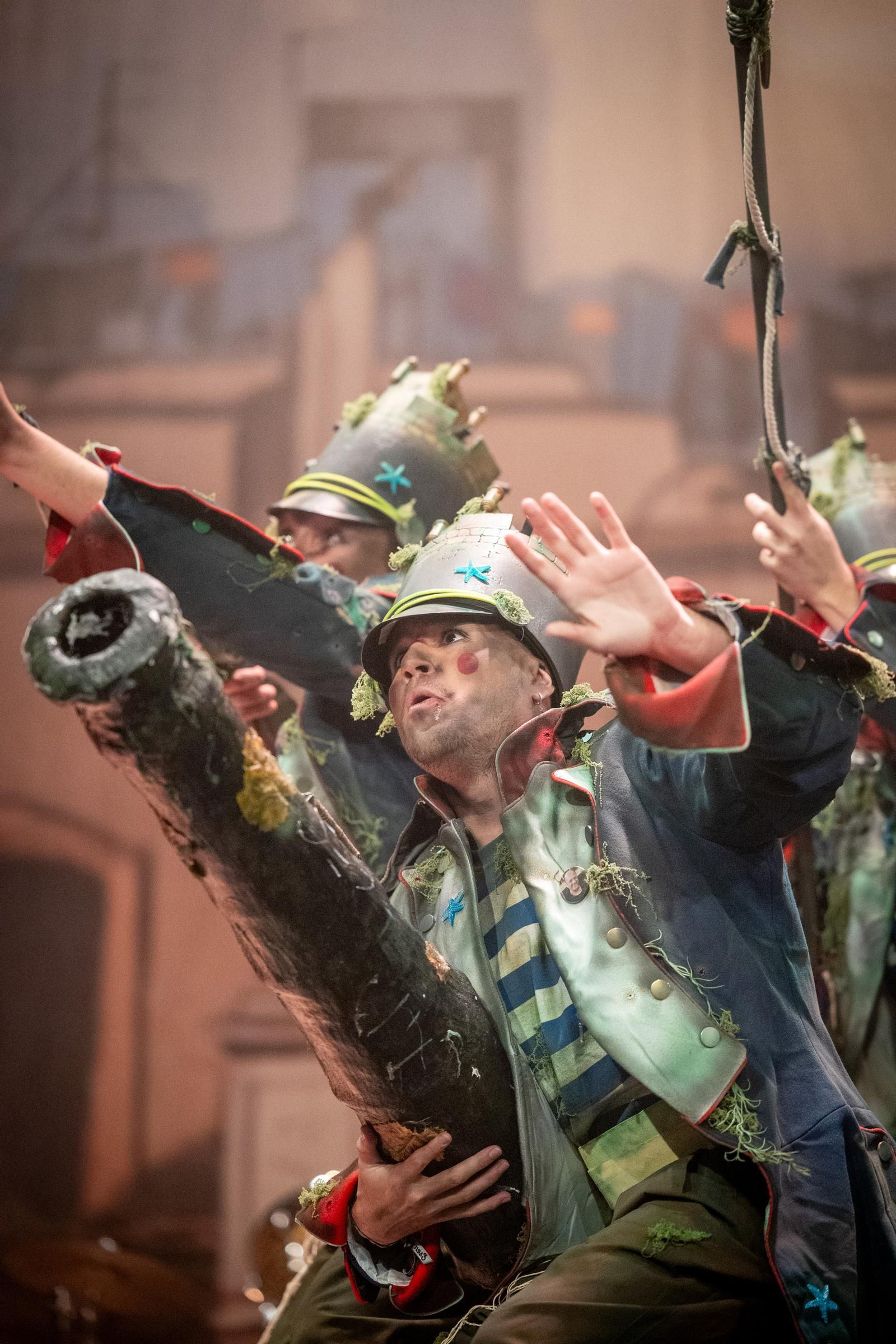 Búscate entre las mejores imágenes de la vigésimo segunda sesión de preliminares del COAC 2025