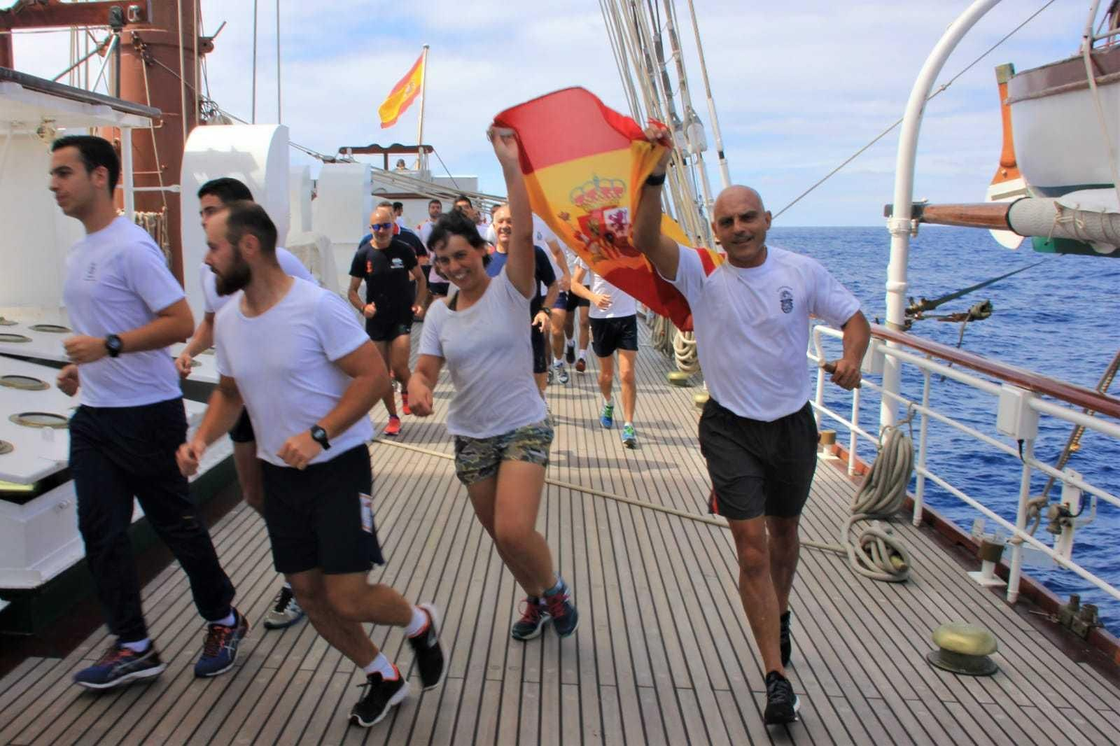 Celebración de una carrera solidaria con motivo del aniversario.