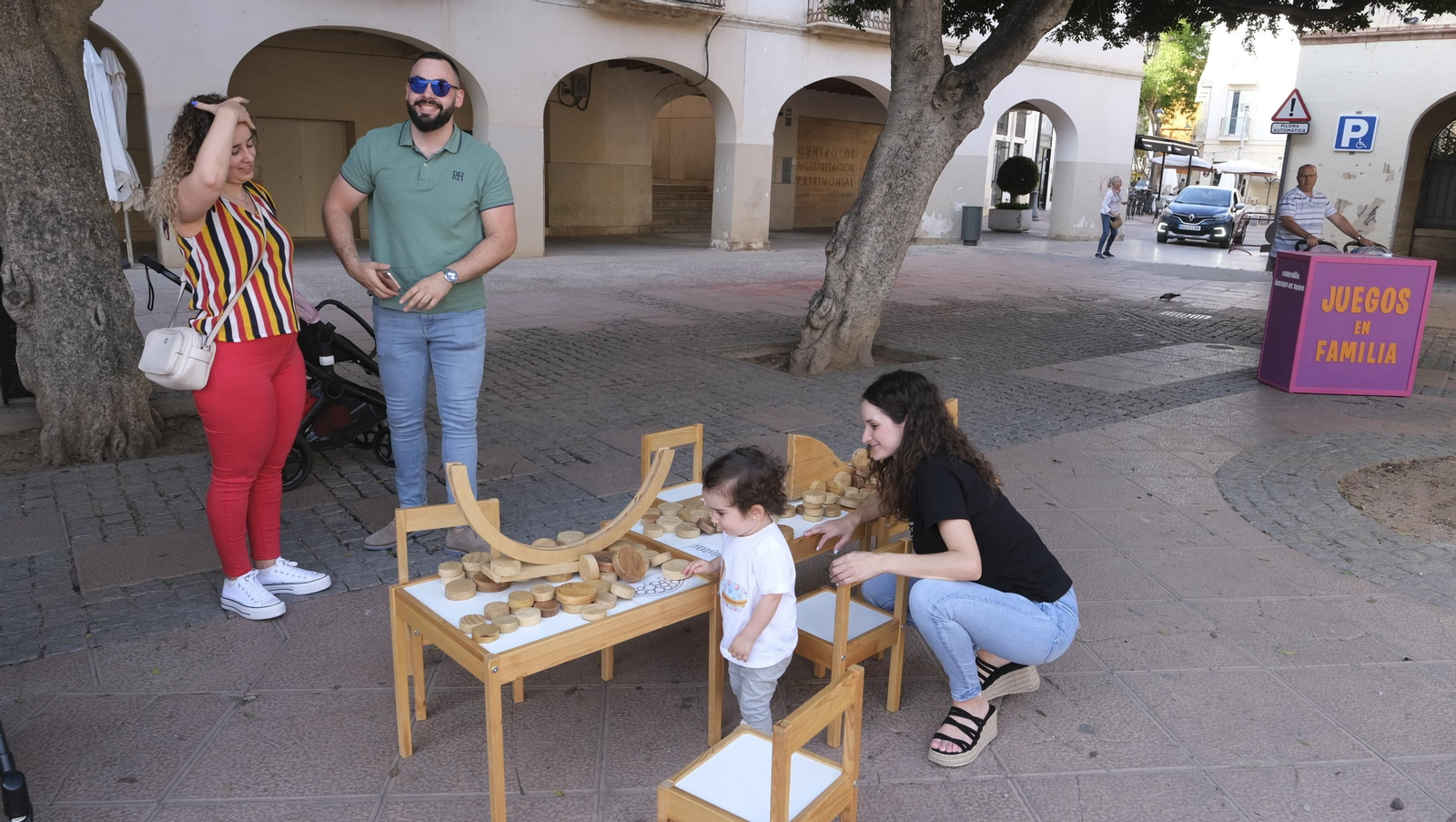 Imágenes de la Noche en Blanco, en Almería