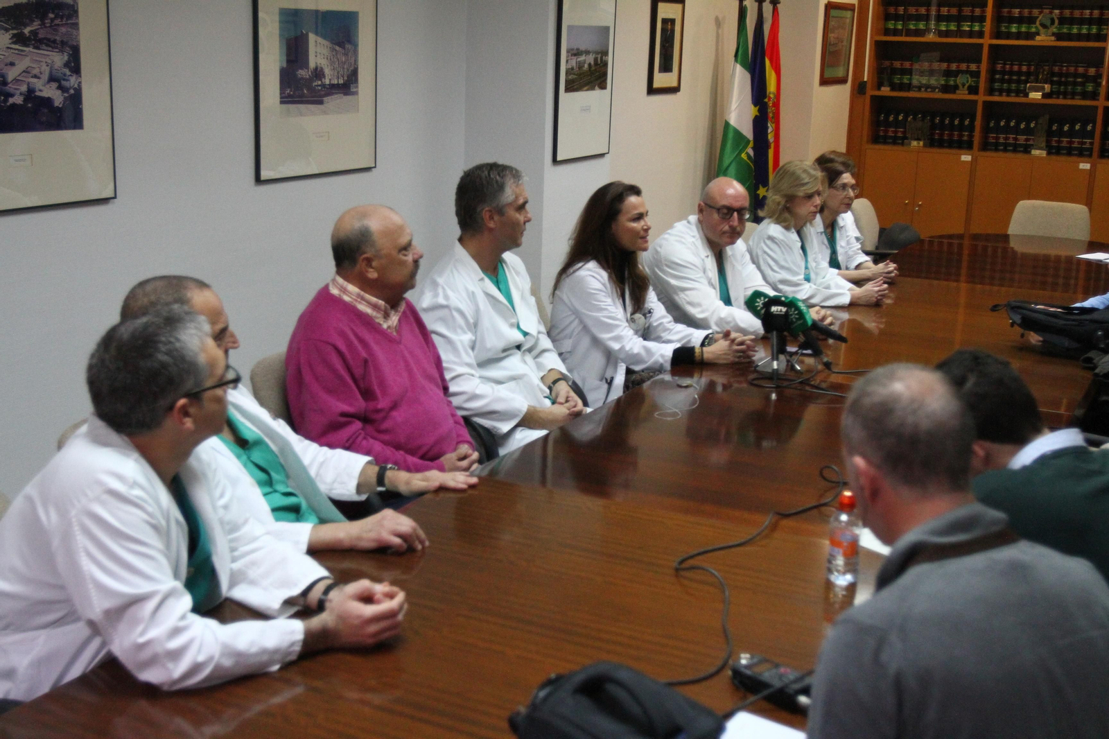 El Hospital Juan Ramón Jiménez implanta los dos primeros marcapasos sin cable en pacientes onubenses