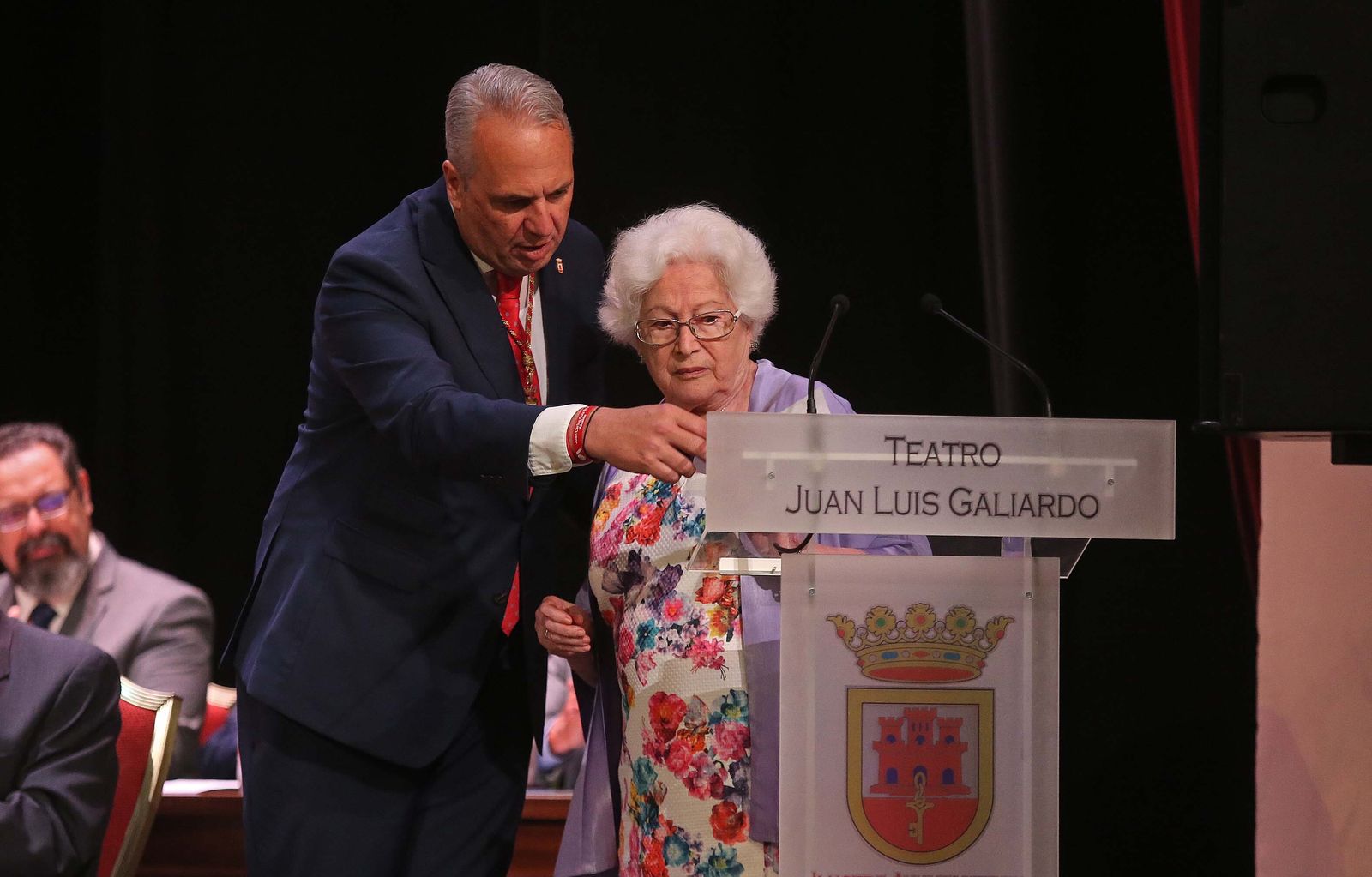 Fotos del pleno institucional de honores y distinciones por el 317º aniversario de San Roque