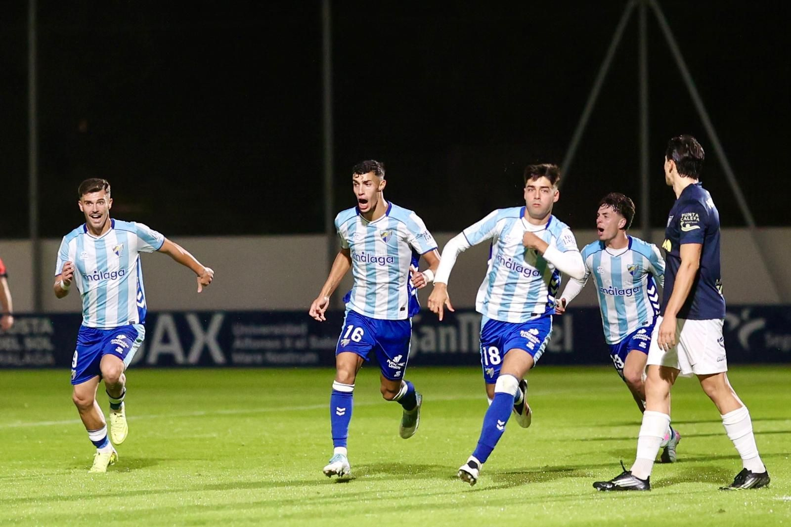 El Atlético Malagueño se estrena ante el UCAM Murcia (1-0)