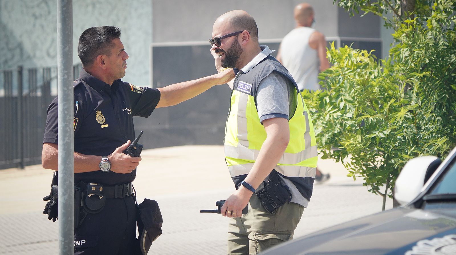 El fuego llega a las  casapuertas en Jerez