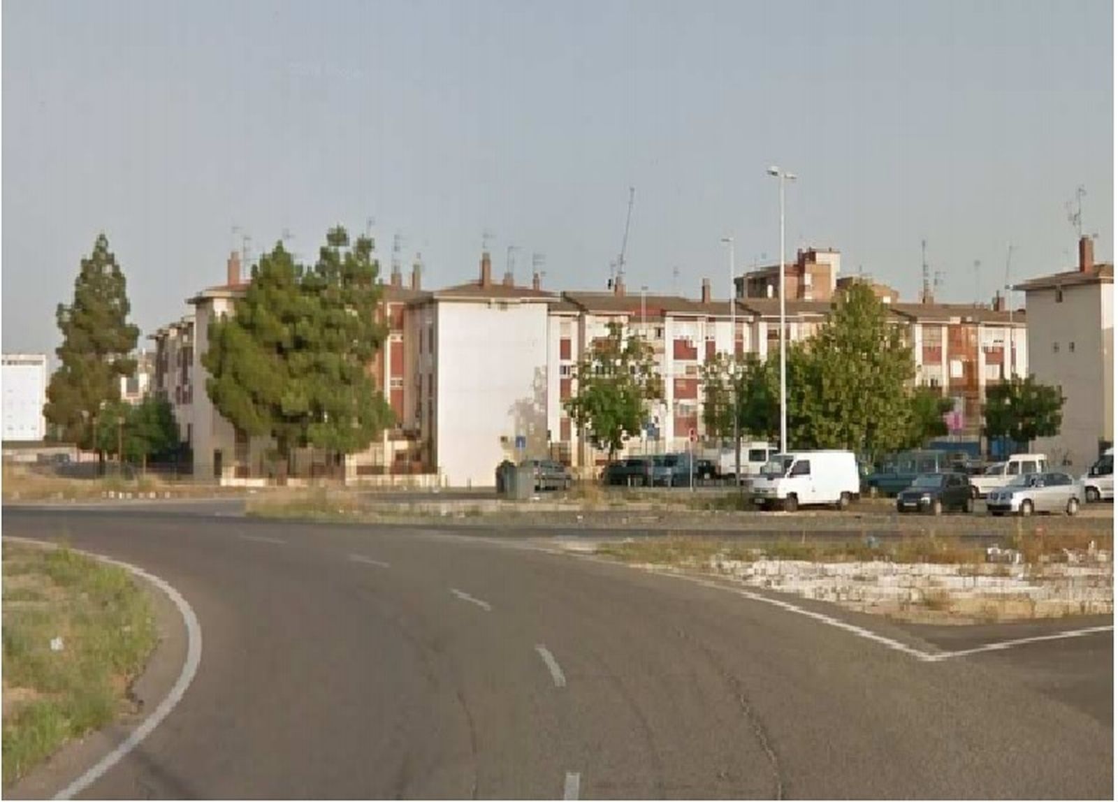 Aspecto actual del acceso que se mejorará.