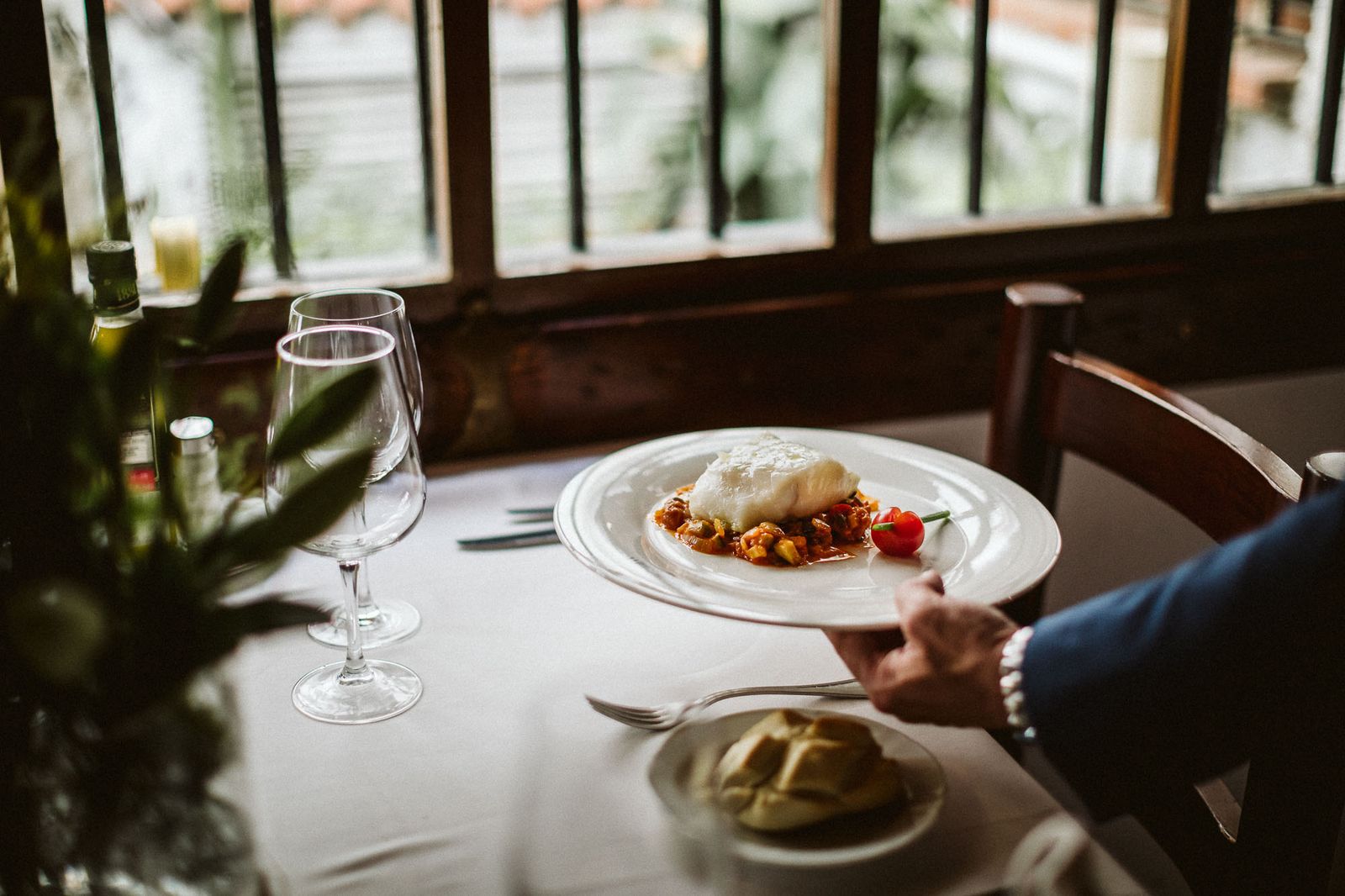 Bacalao con pisto casero.