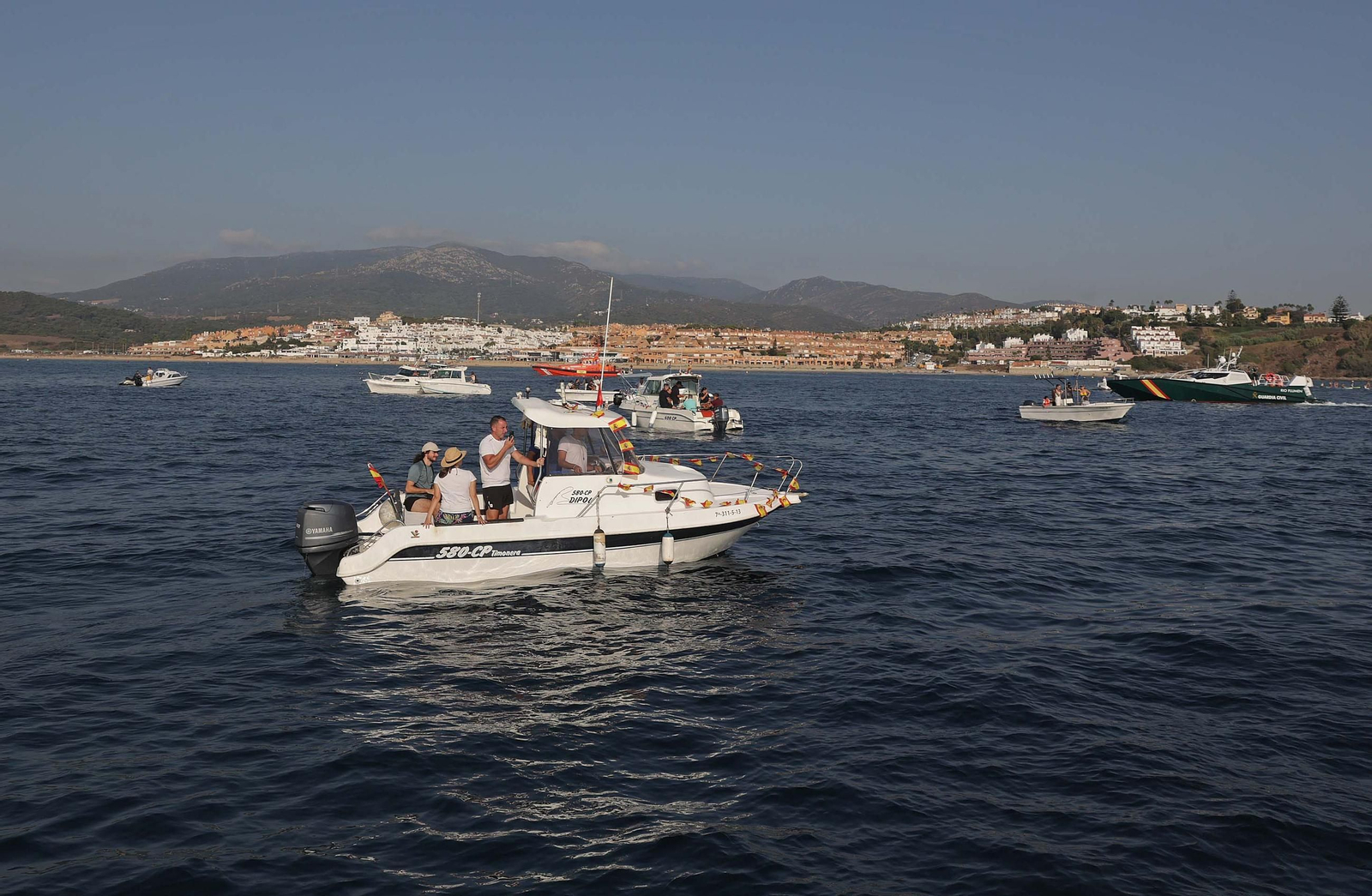 Las mejores fotos de la romería marítima de la Virgen de la Palma de Algeciras 2025