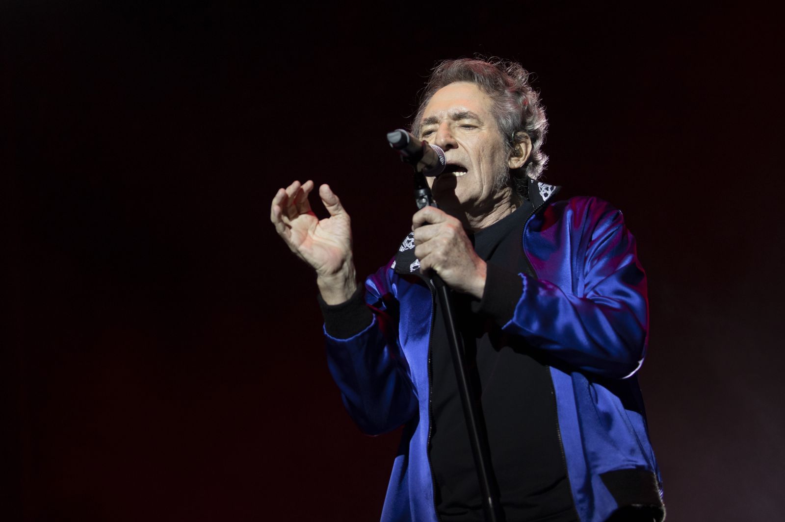 Las mejores imágenes del granadino Miguel Ríos que volvió a ser profeta en su tierra