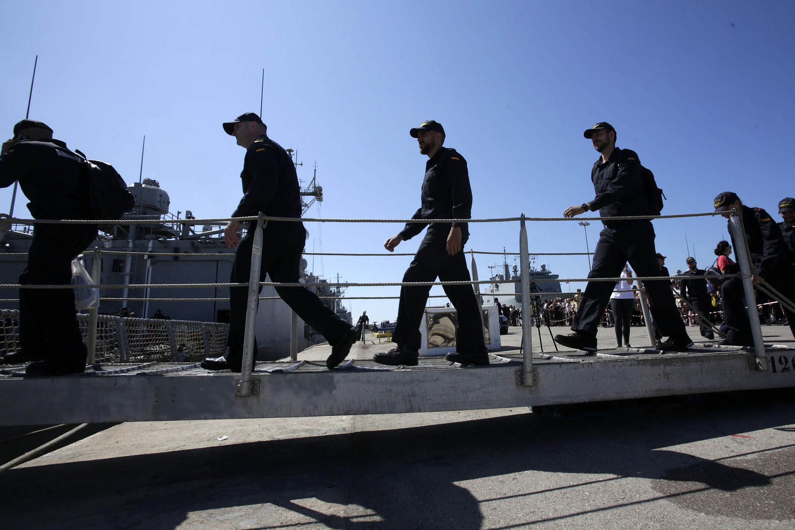 Despedida de la Fragata Canarias en la Base Naval de Rota