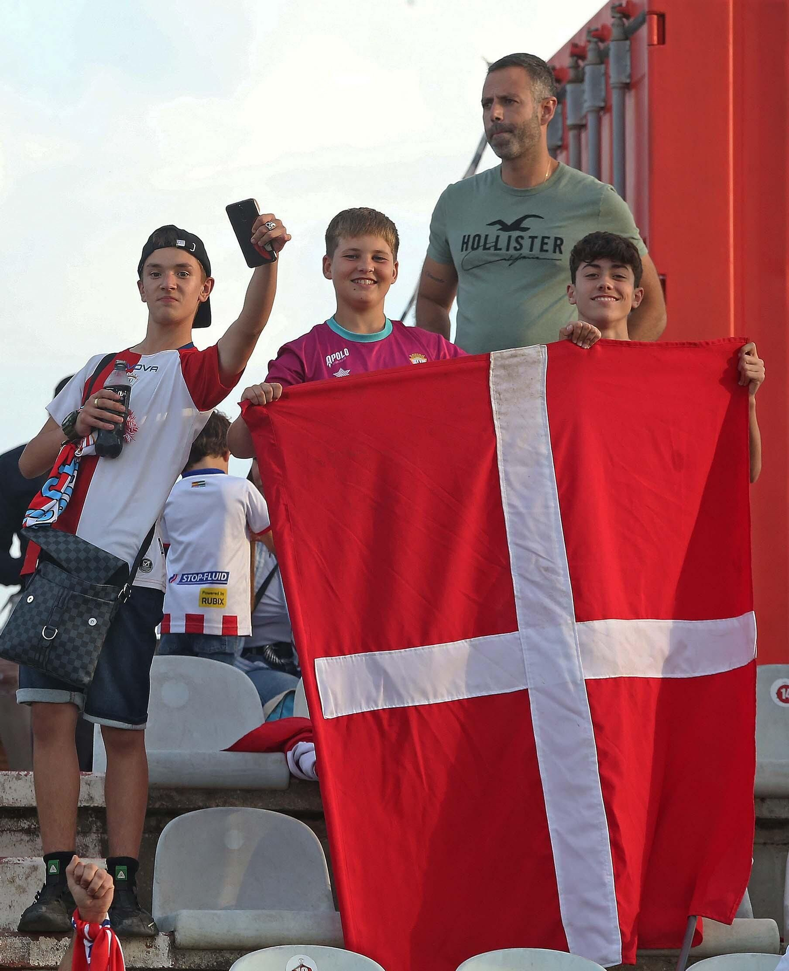 Búscate durante el partido Algeciras CF - Real Madrid Castilla en el Nuevo Mirador