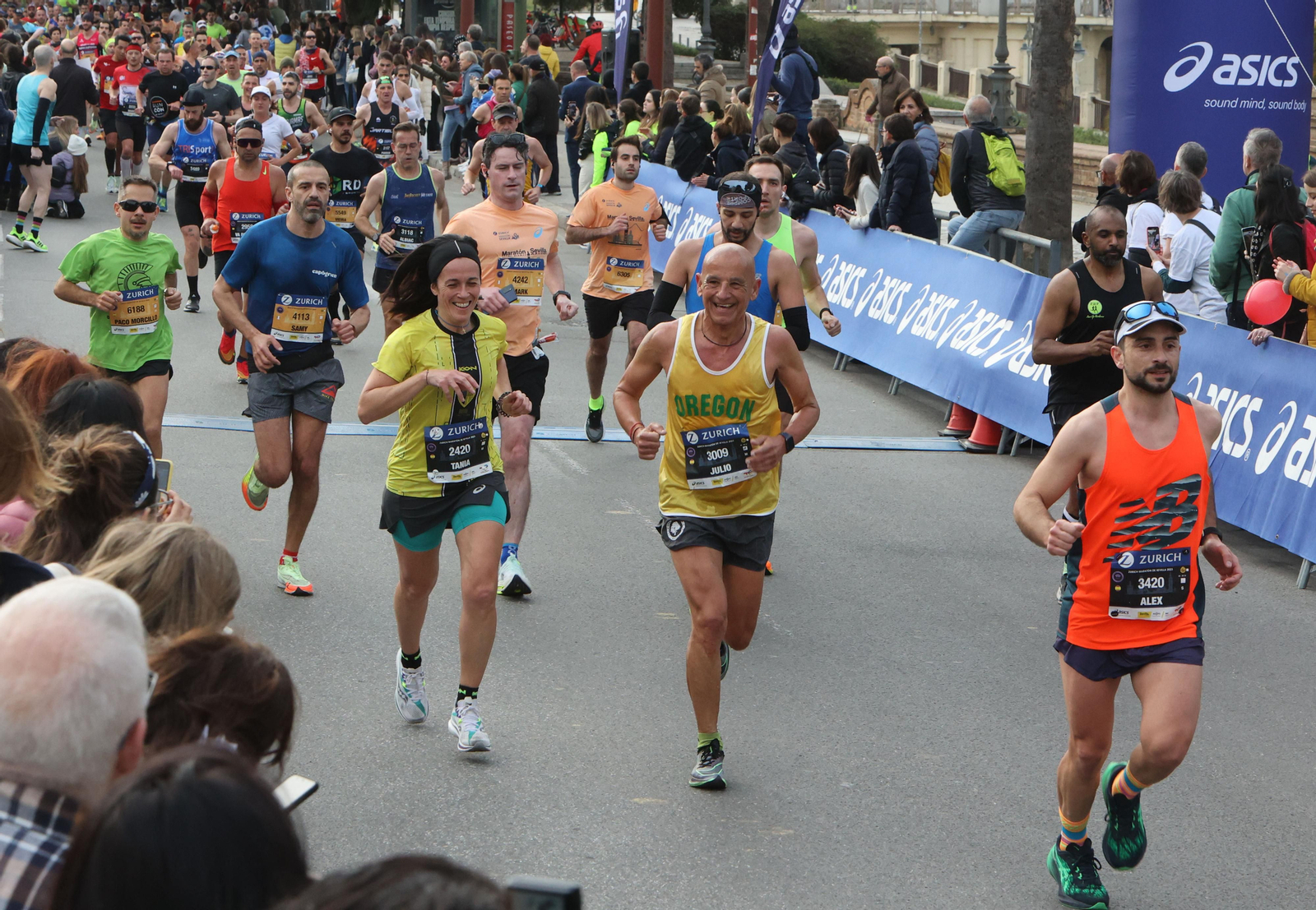 Búscate en la maratón de Sevilla 14