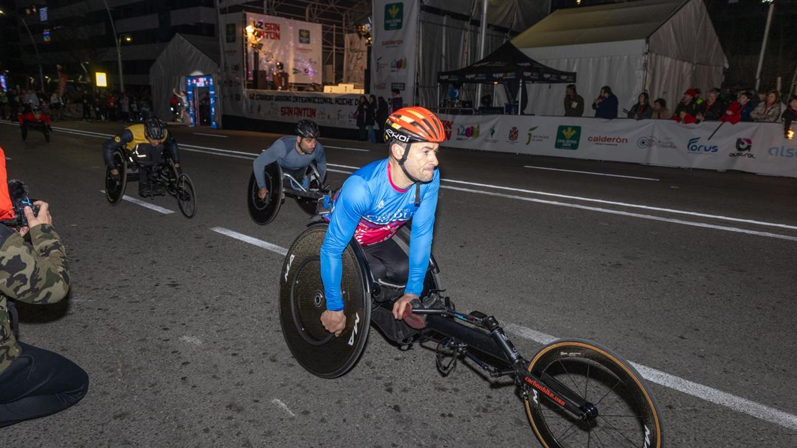 En imágenes: la élite del atletismo mundial despliega su calidad en la Carrera de San Antón de Jaén