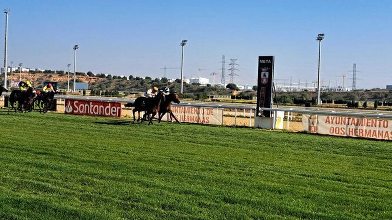 Una imagen de la jornada que cerró 2023 en el Gran Hipódromo de Andalucía.