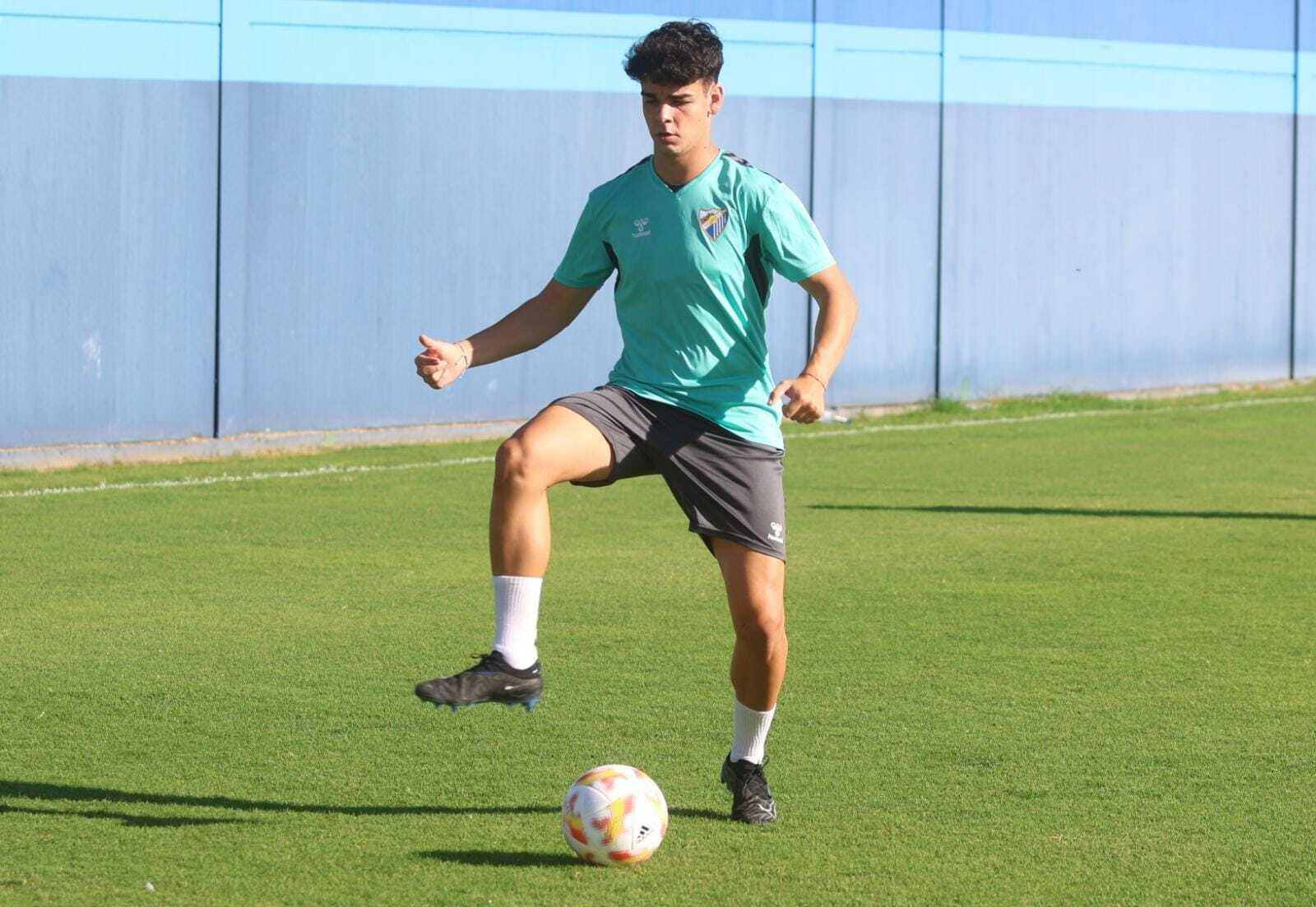 El Málaga suda antes de 'encerrarse' en Estepona