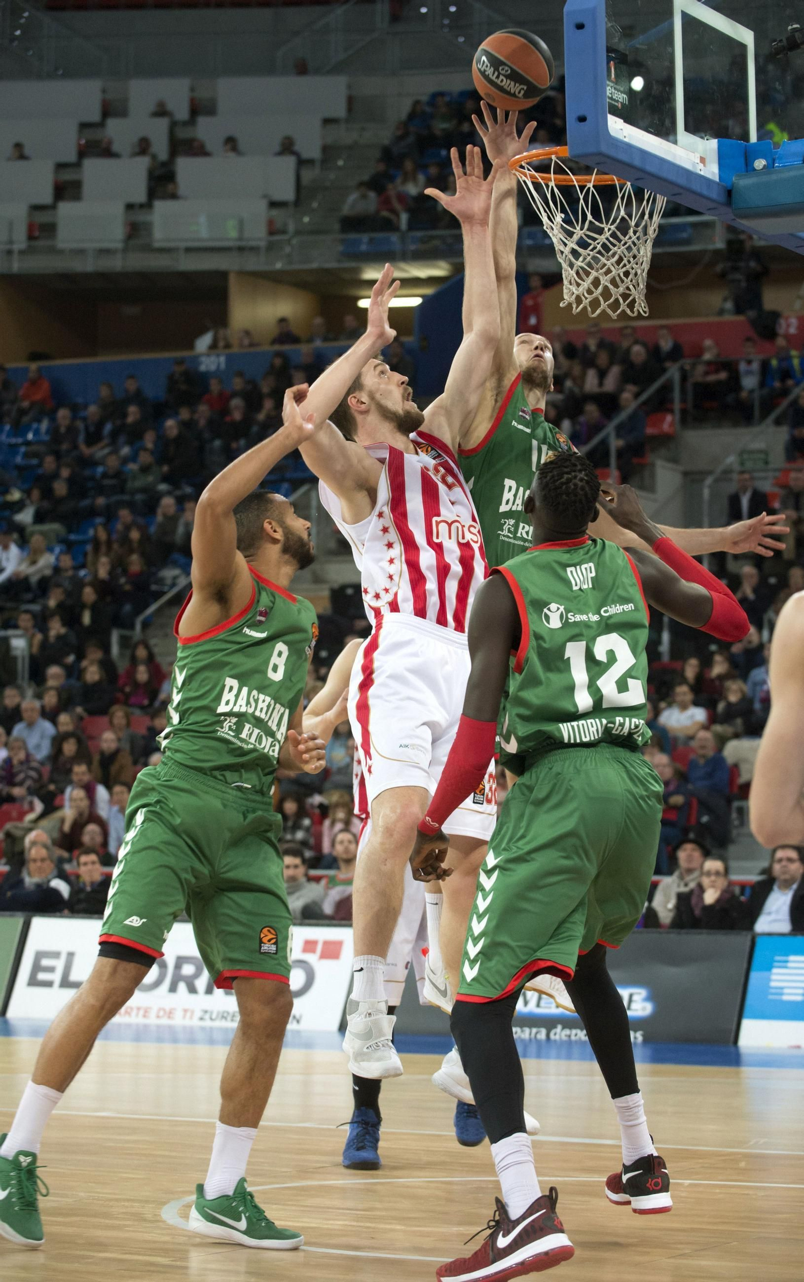 La carrera de Ognjen Kuzmic, en fotos