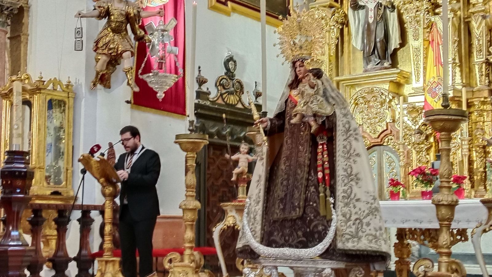 Así ha sido la despedida de los guardiamarinas de la Virgen del Carmen antes de embarcar en el 'Juan Sebastián de Elcano'